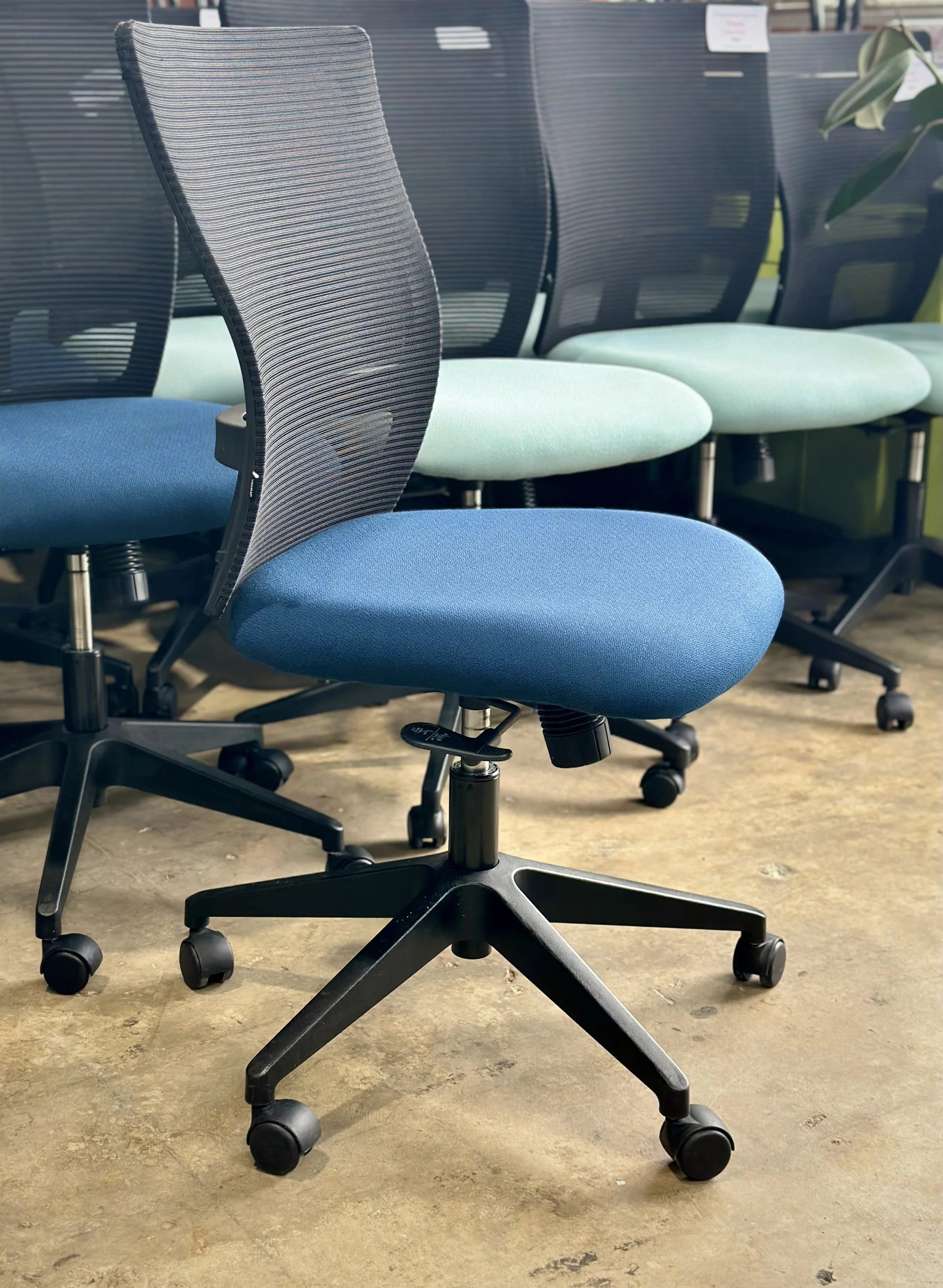 Diami Mesh Back Office Chair – Australian Made