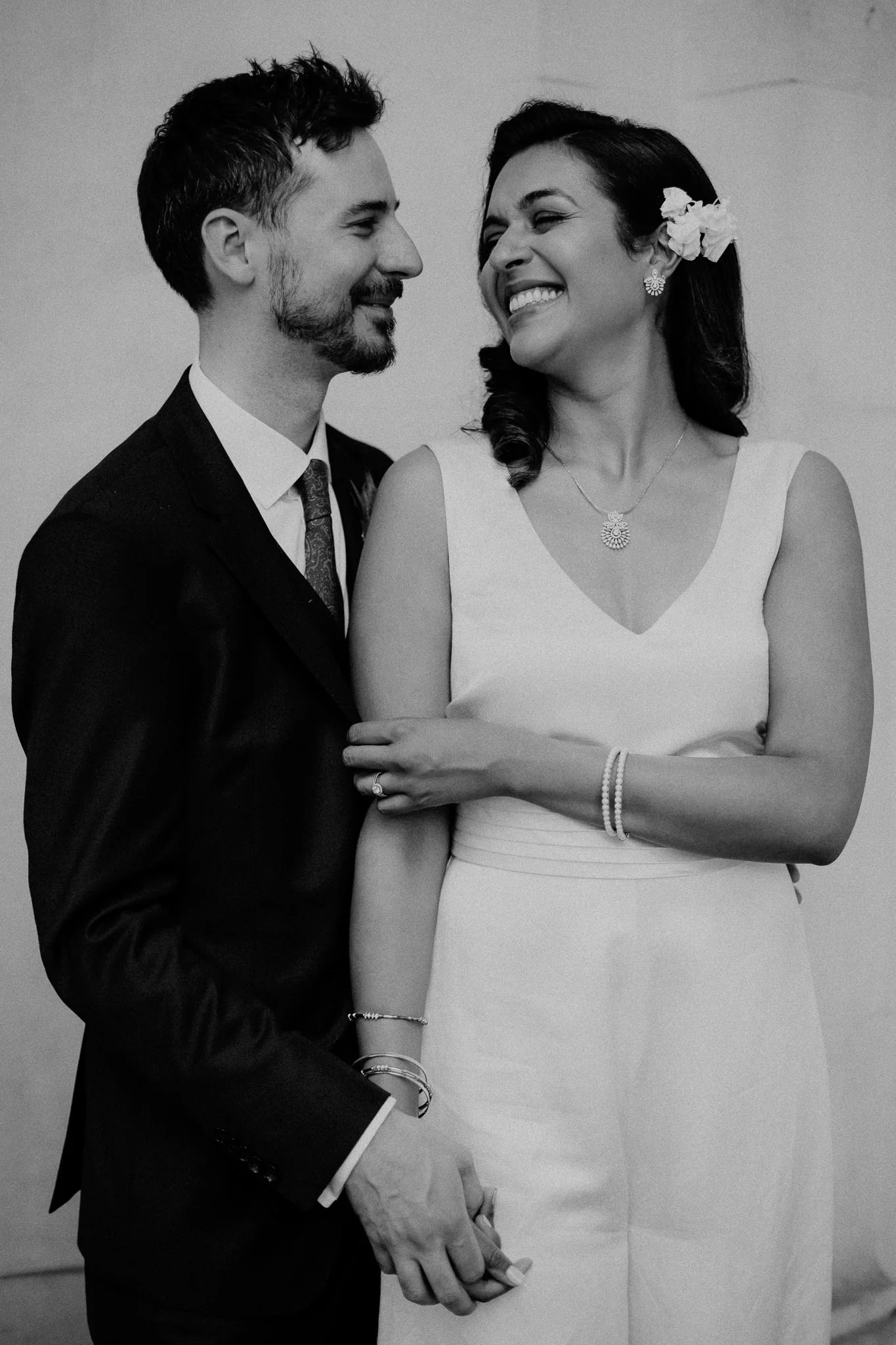 Tim and Sheena - Lincoln Pictures-5.jpg