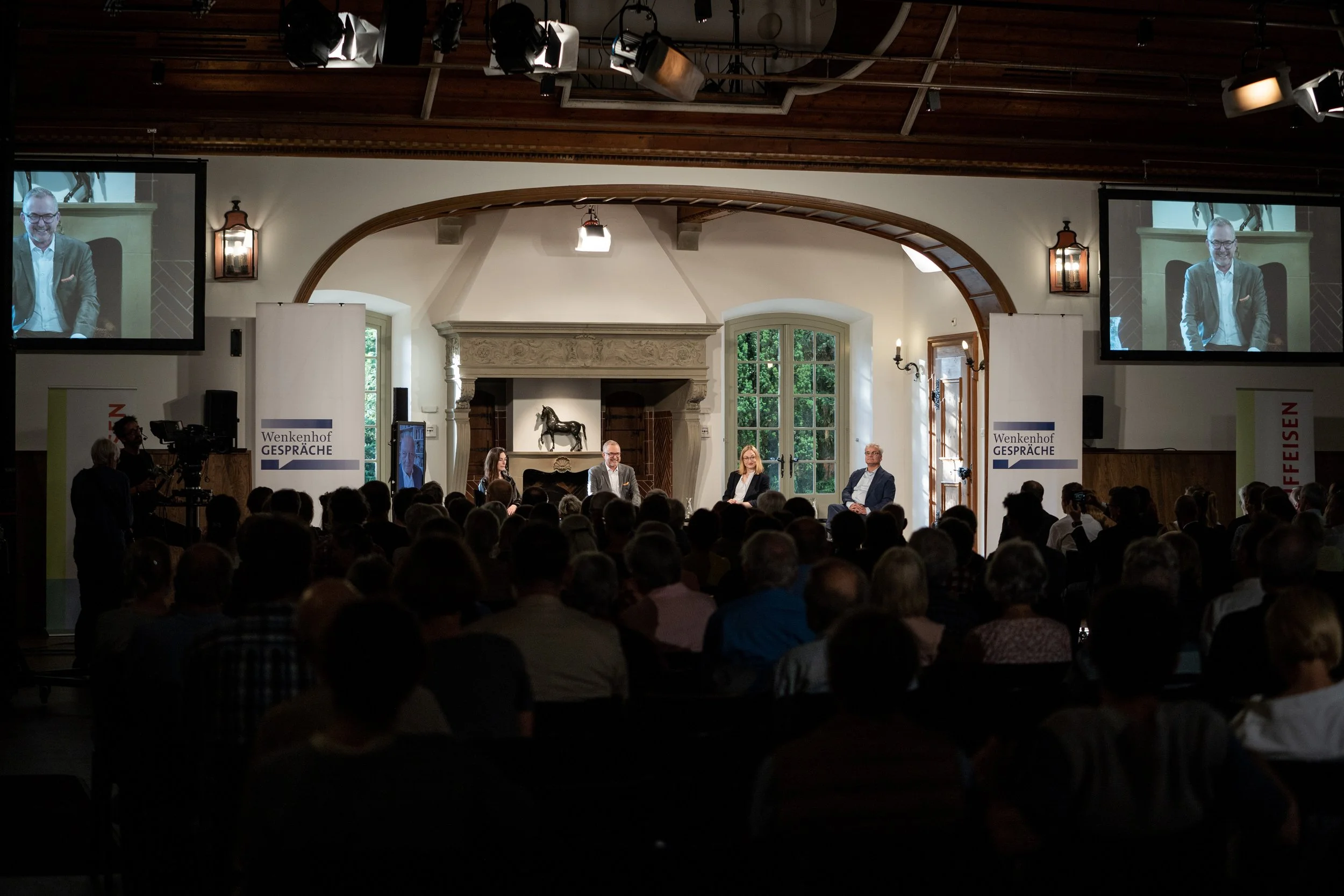 wenkenhofgespraeche_22-samuel_bosshardt-144.jpg