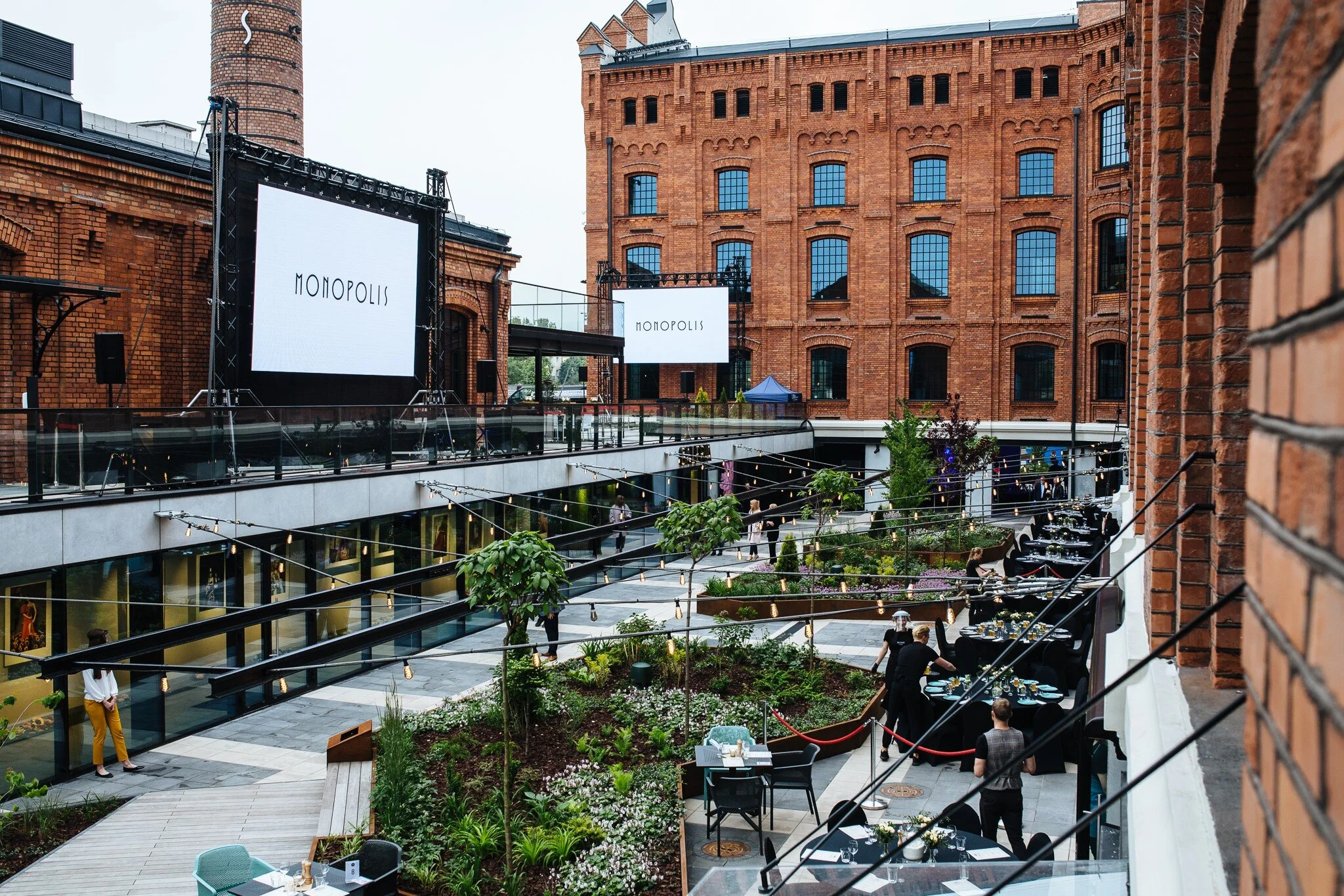 Qlinarna inauguracja Monopolis