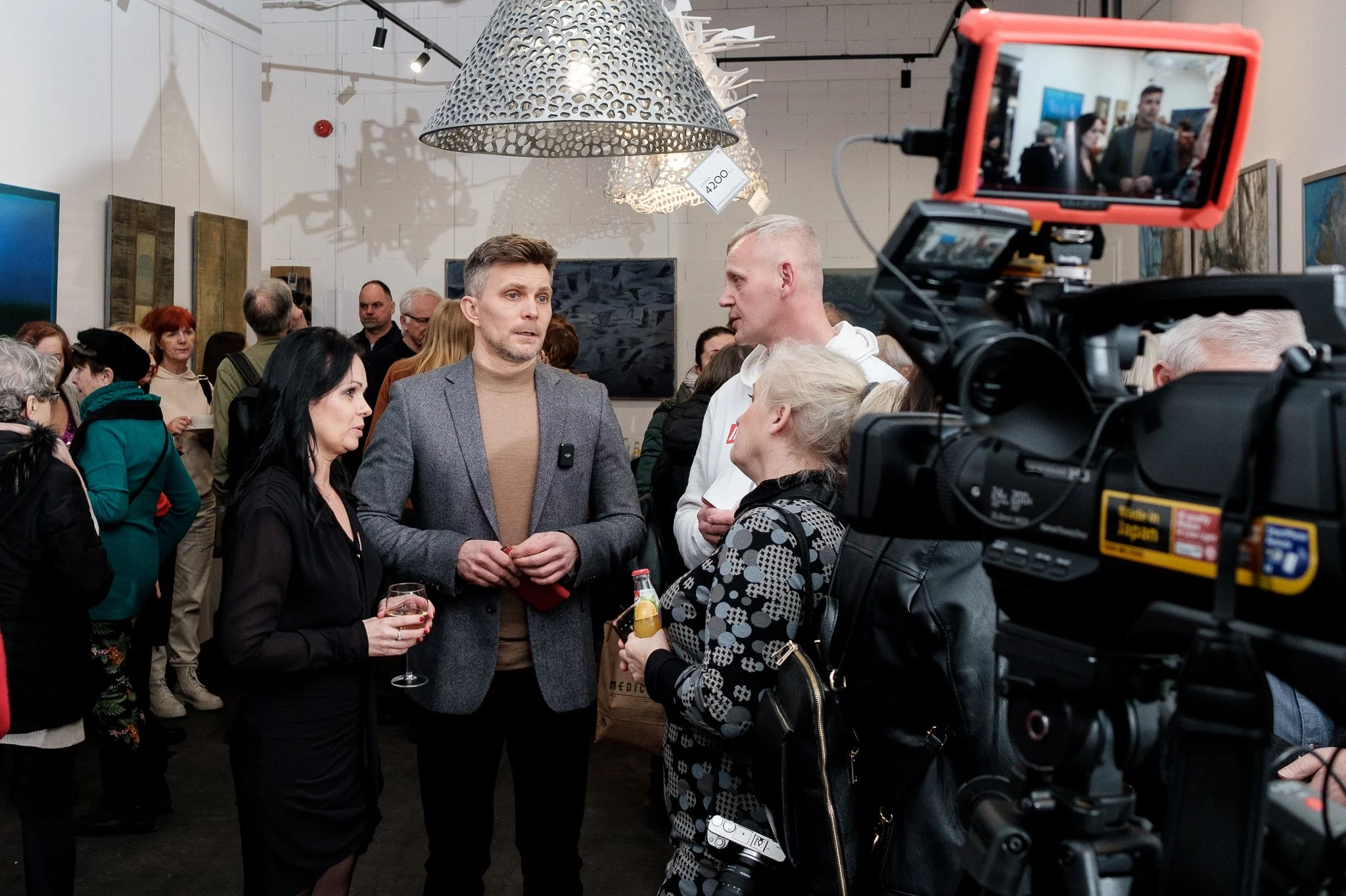 Wystawa fotografii ” Łódź połączona sztuką” Art. Gallery