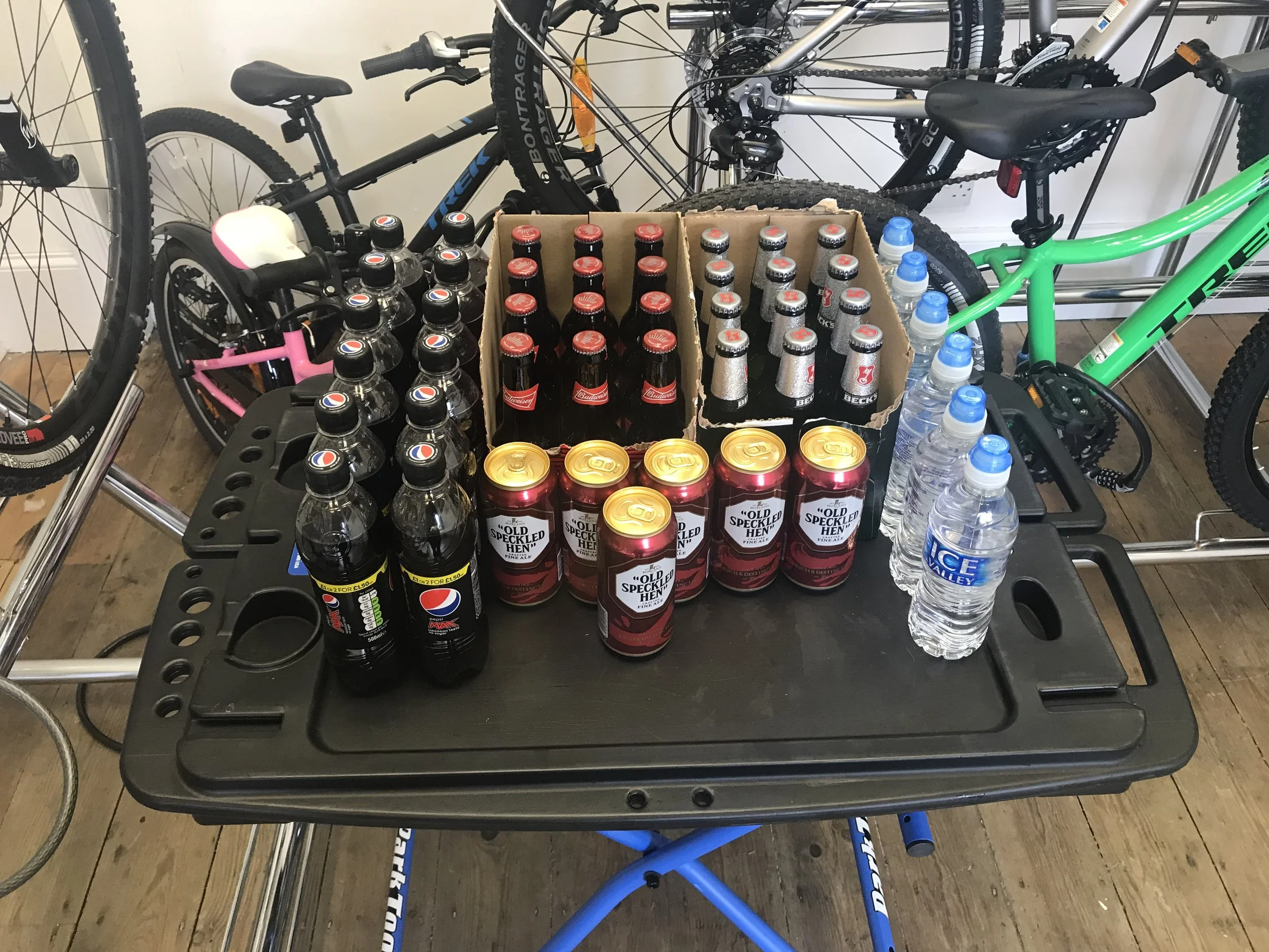 Refreshments waiting!.JPG