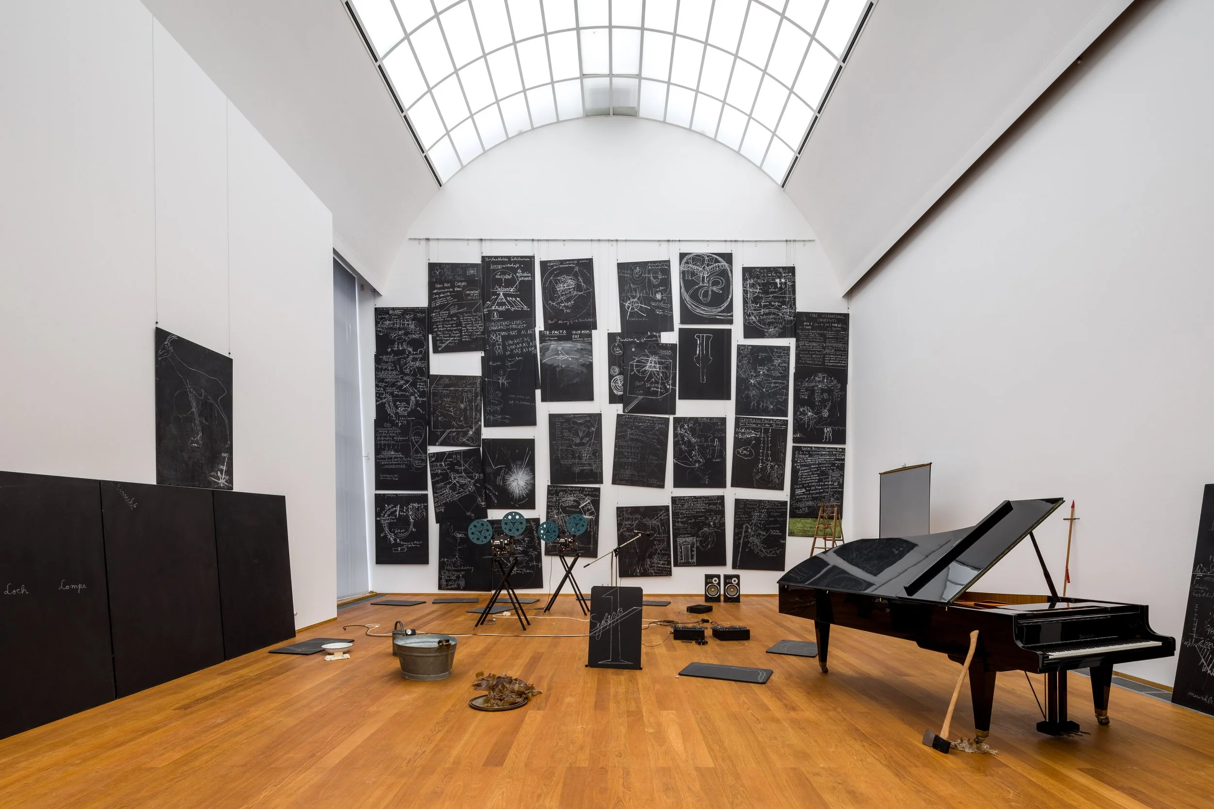 HBF_JOSEPHBEUYS_LaForgia_JPEGs_HIGHRES_2.jpg