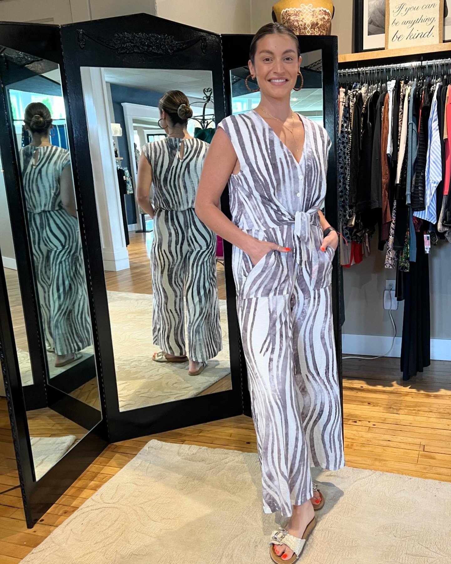 Look 👀 at this fabulous jumpsuit from Picadilly! The grey and white stripped pattern, front tie, and lightweight fabric make this a beautiful choice for lots summer occasions! 
.
.
#shopsimplyjhershey #hersheypa #harrisburgpa #lancasterpa #camphillp