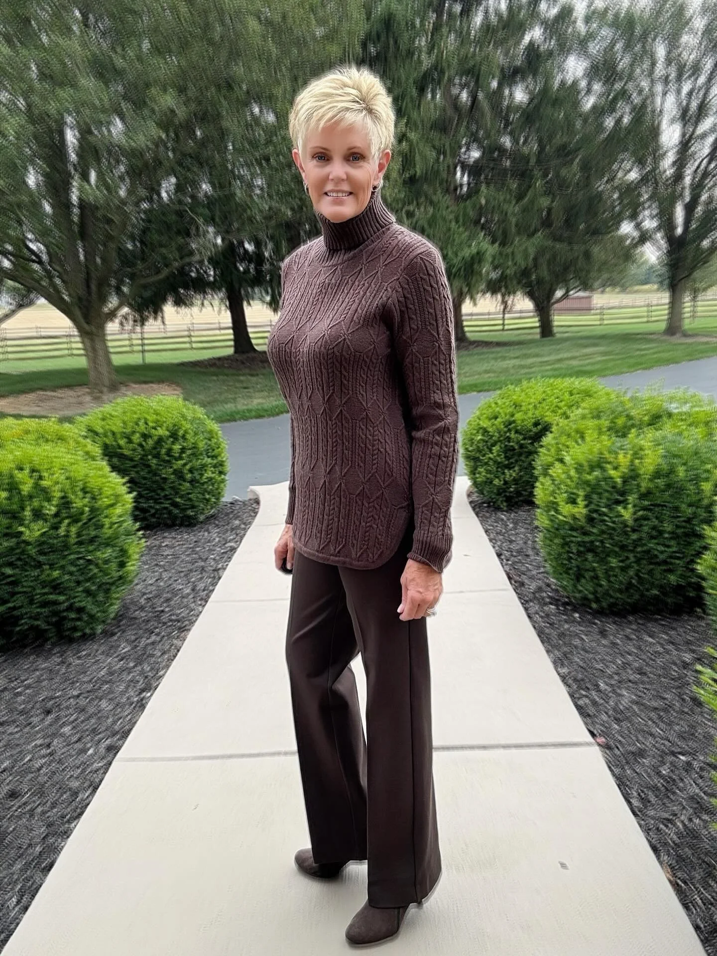 Brown is the new black this fall&hellip;🍁
.
.
.
#shopsimplyjhershey #brownisthenewblack #hersheypa #lancasterpa #camphillpa