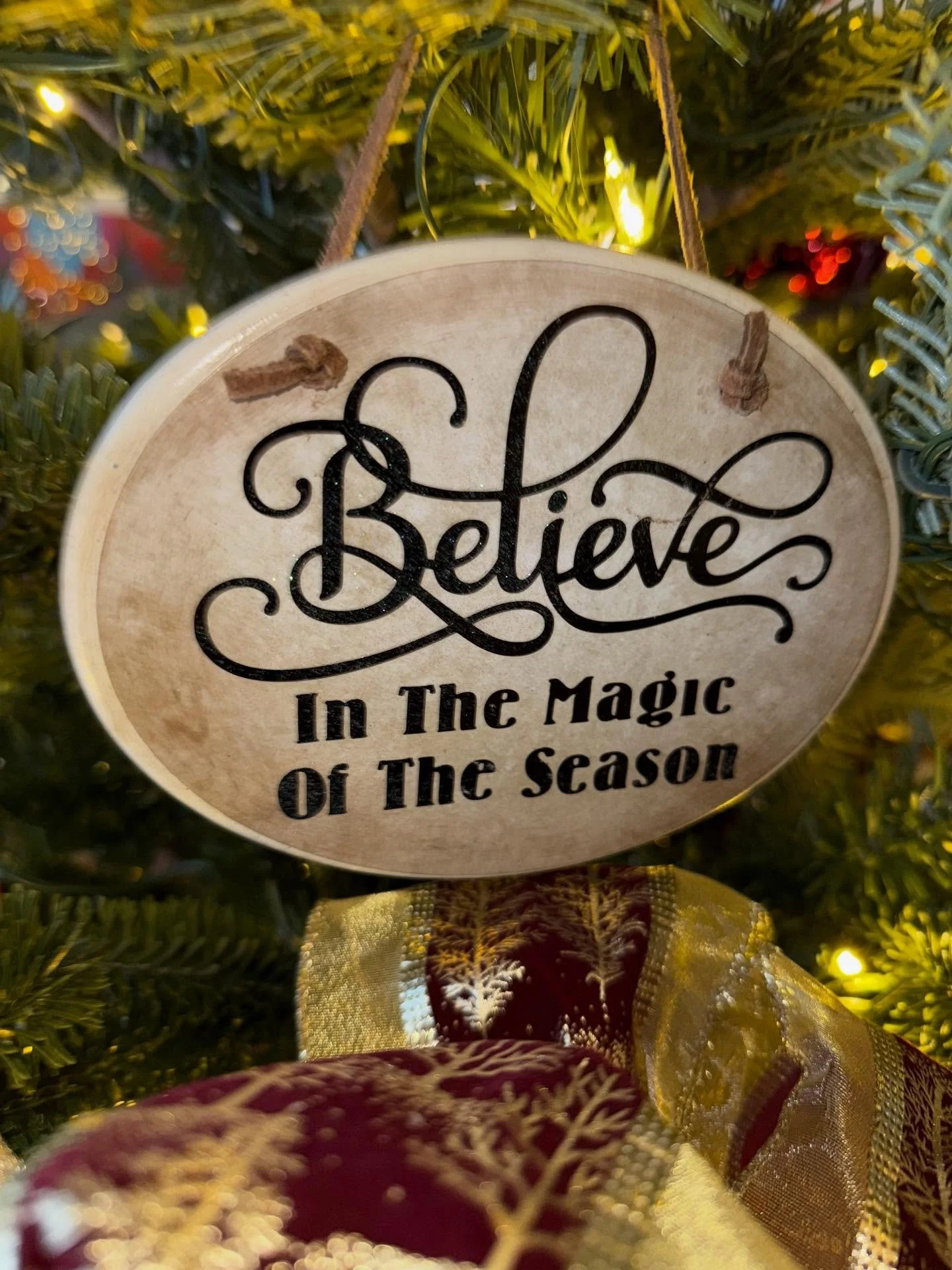 It&rsquo;s the final Saturday before Christmas! We&rsquo;re here to save you from getting coal in your stocking!
Believe in the magic of the season!
.
.
#shopsimplyjhershey #shopsmallbusiness #boutiqueshopping