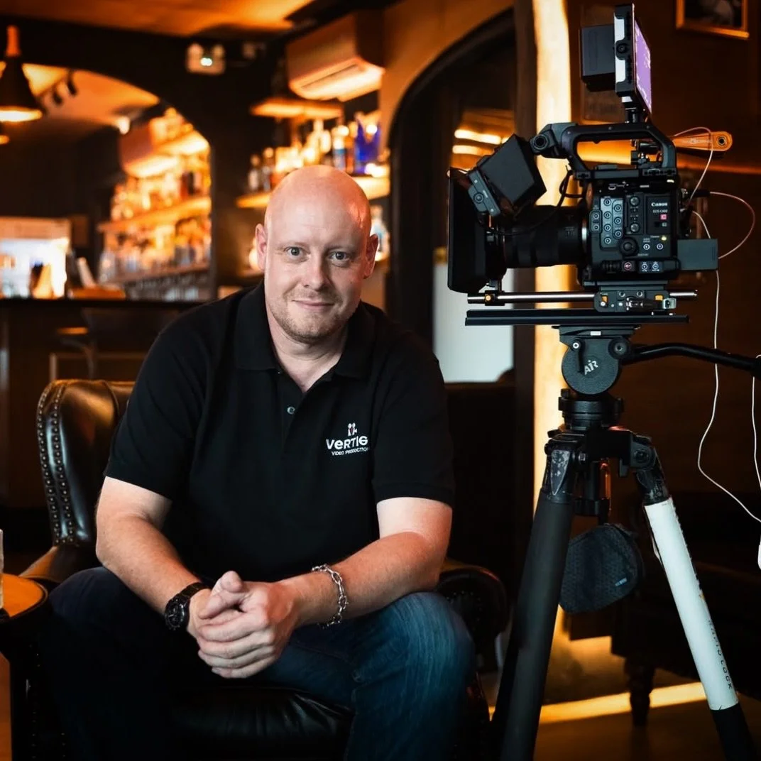 BTS pic at @latorcedora after filming Paul Poole&rsquo;s piece to camera.