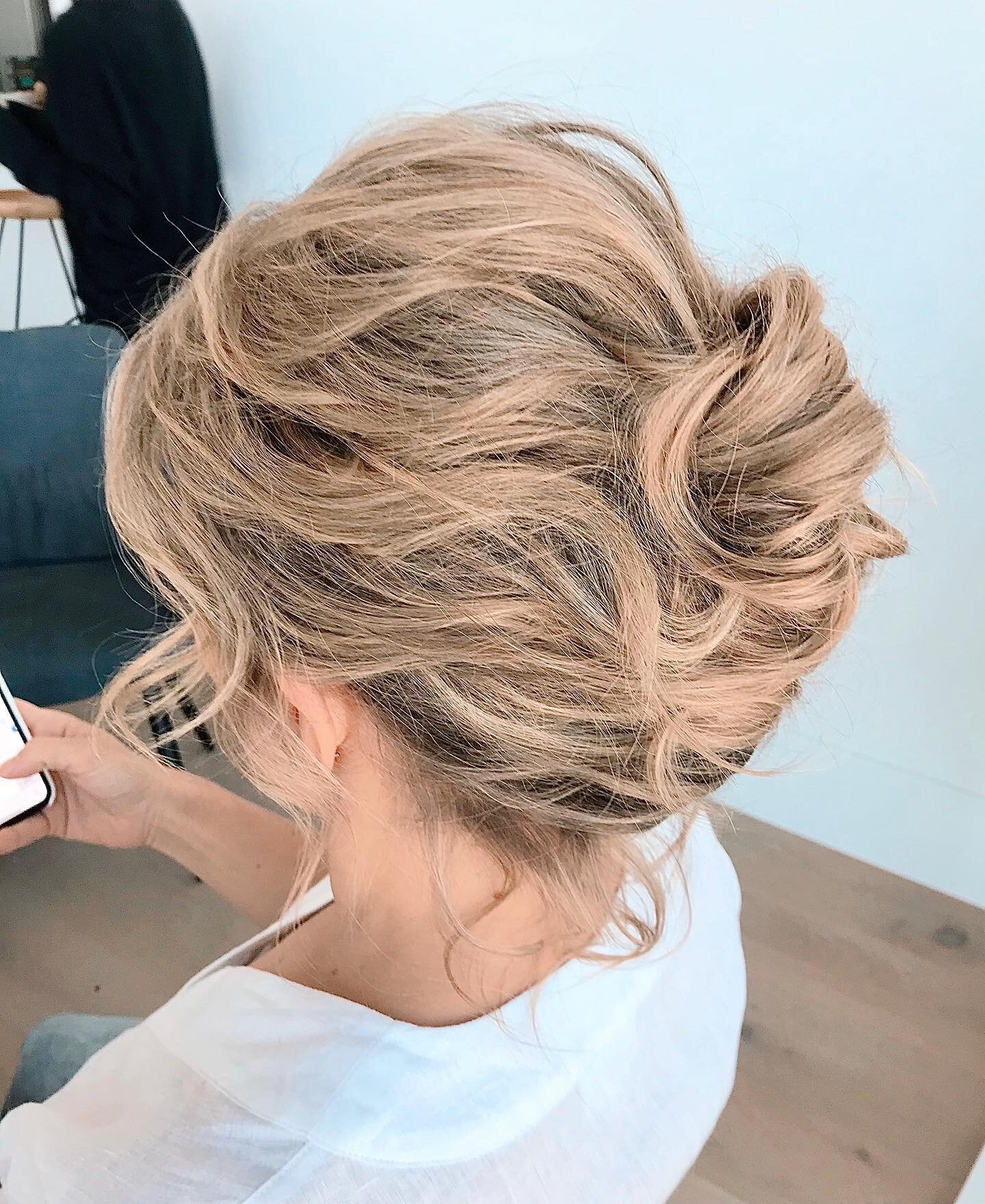 Wednesday updo ✨ #LoveCoHair 🤍