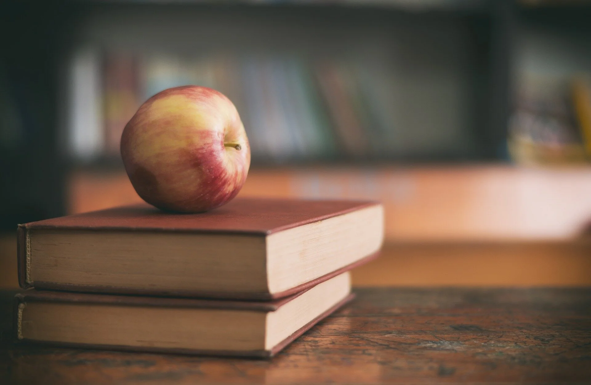 apple-4958609_1920.jpg