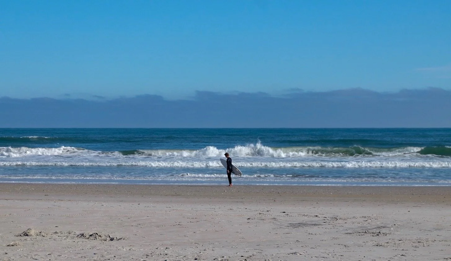 Lone Surfer. 2018