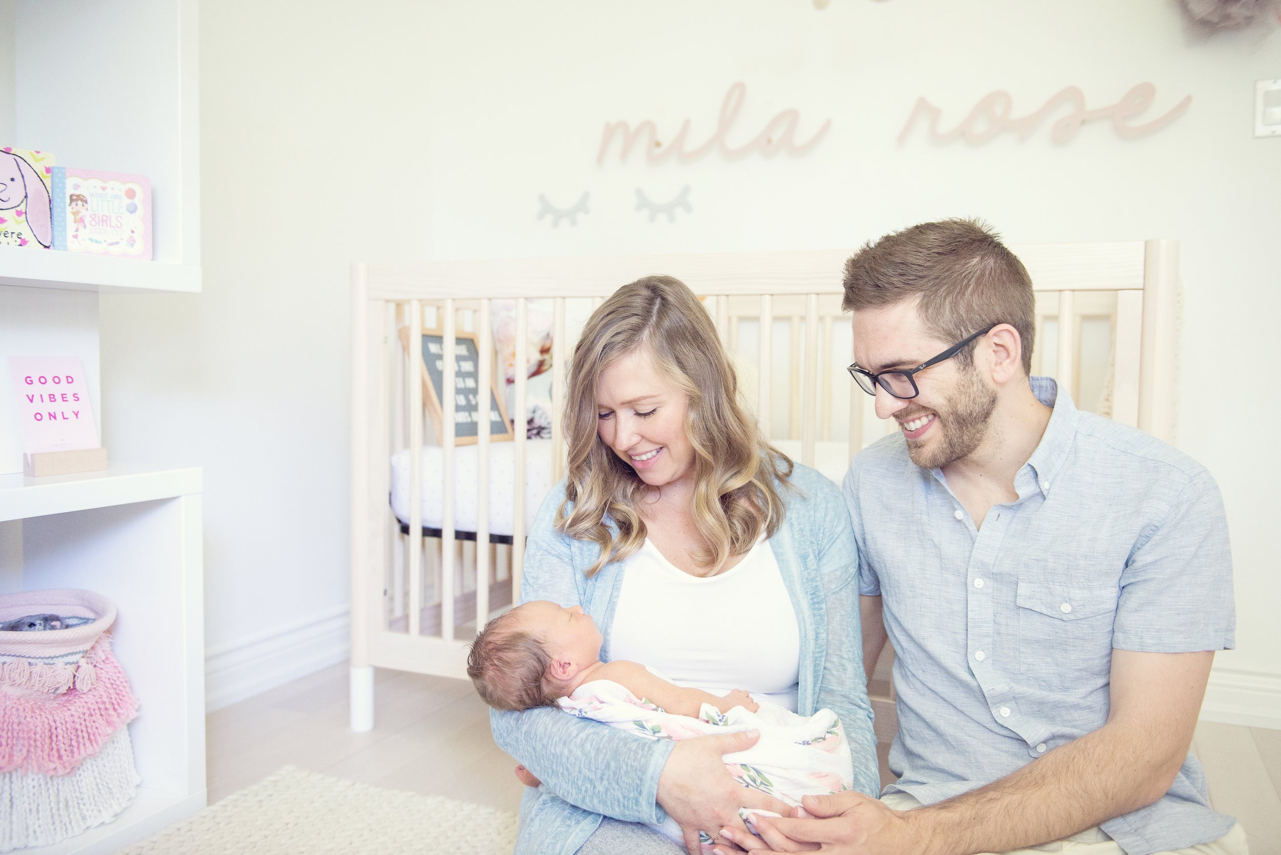 Best LA Newborn Photographer.jpg