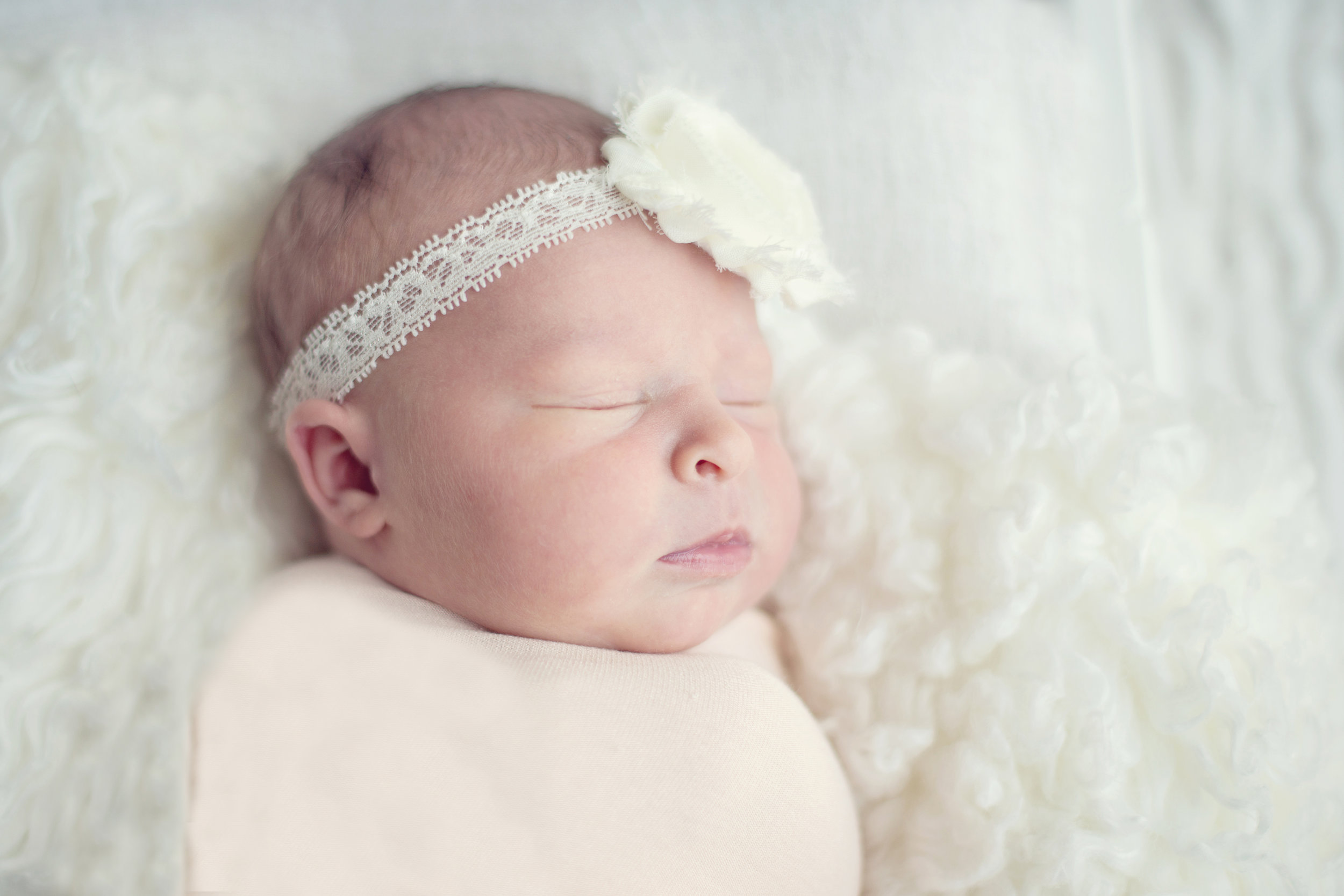 poet_newborn-18_edited.jpg
