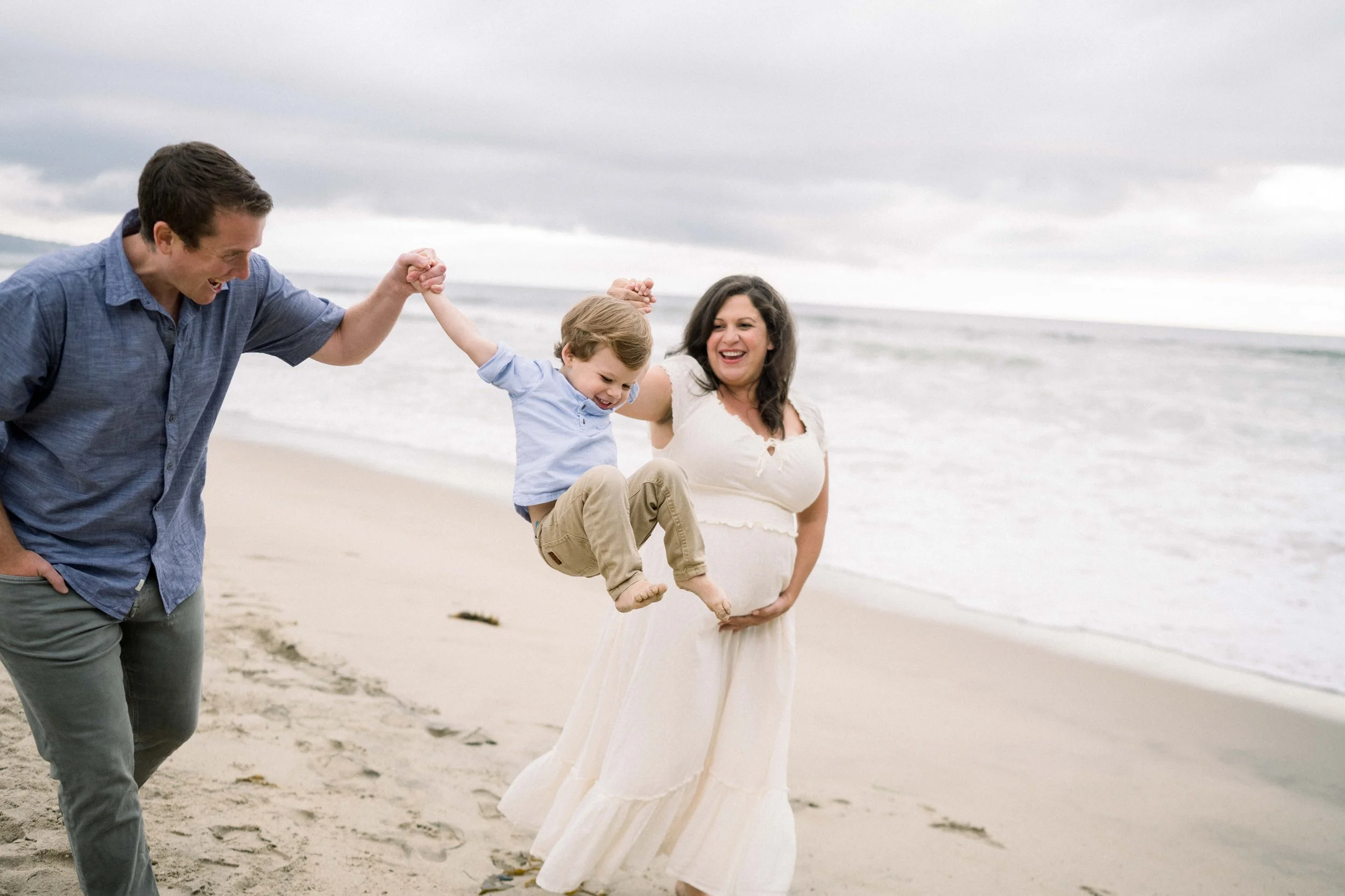 maternityphotosmanhattanbeach-2.jpg