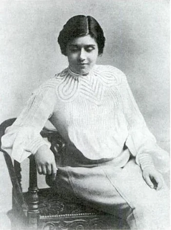 Olive Christian Malvery: journalist, 'lecturer, reciter, and social worker'