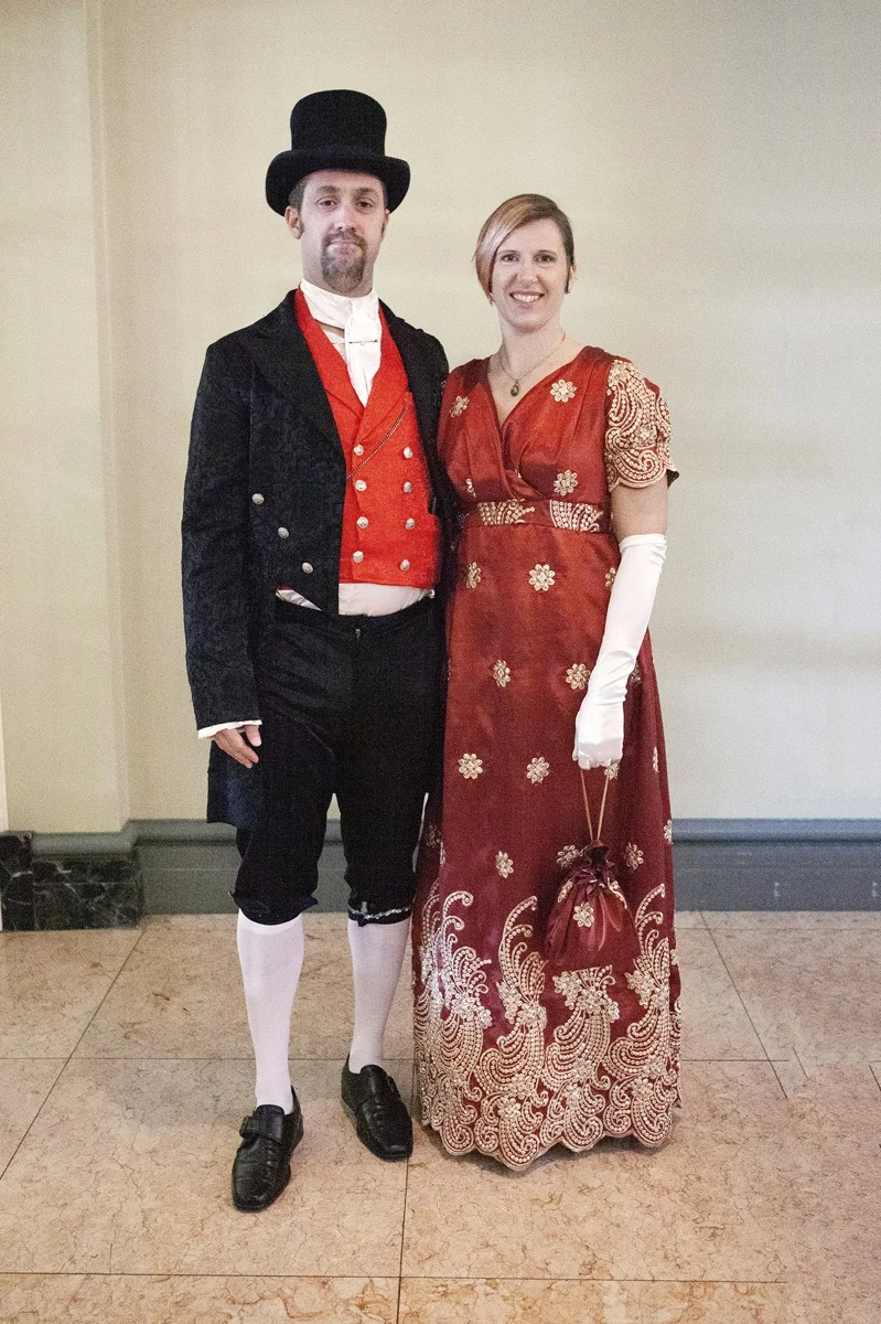 189_LeanneYerexCreative_RegencyBall_Portraits.jpg