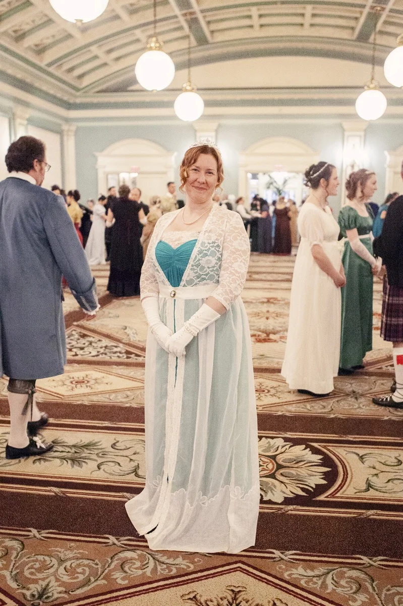 293_LeanneYerexCreative_RegencyBall_Portraits.jpg