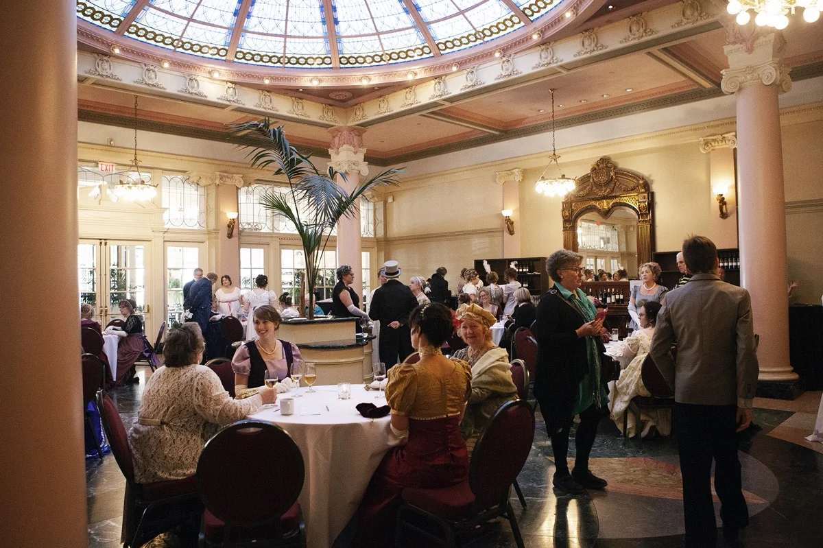 017_LeanneYerexCreative_RegencyBall_Event.jpg