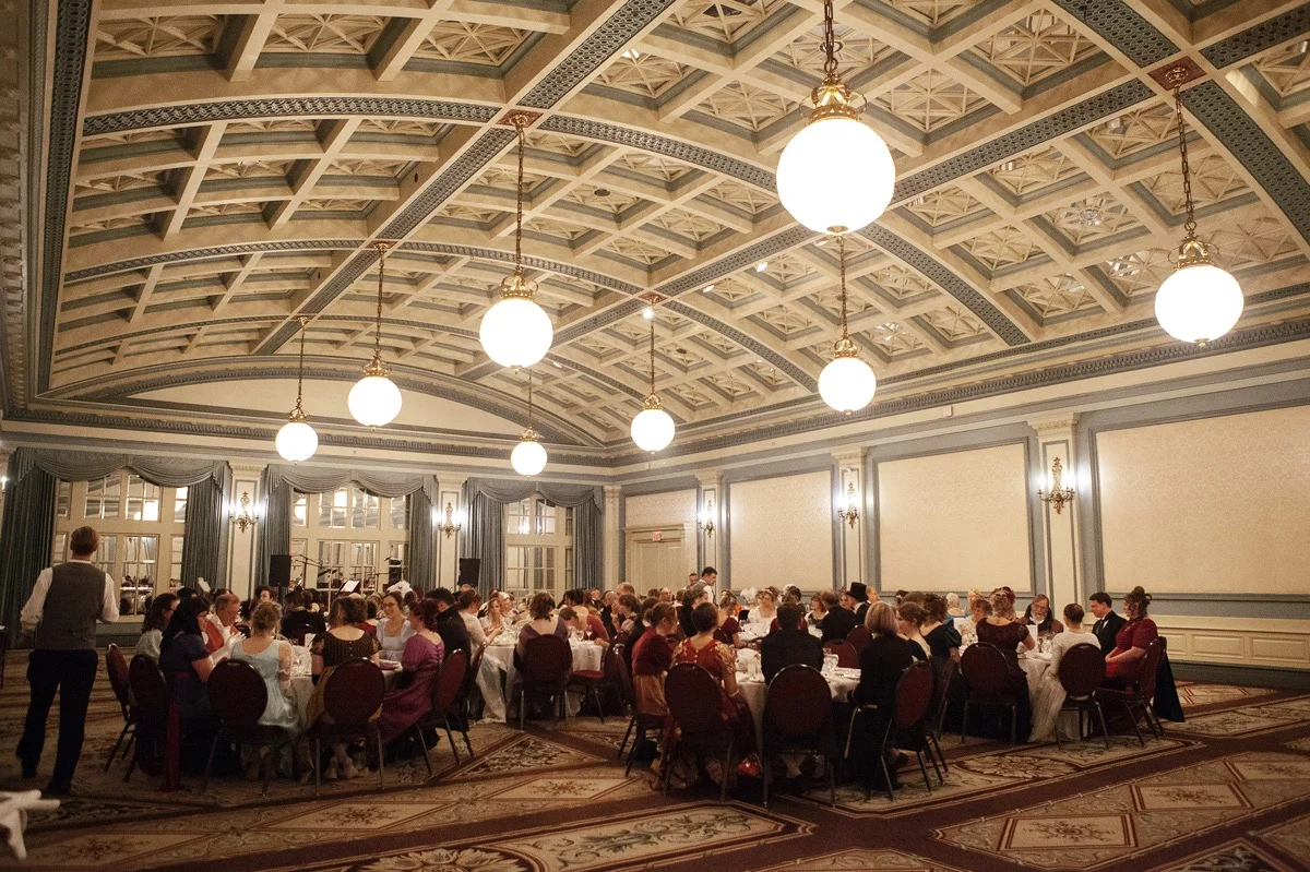 018_LeanneYerexCreative_RegencyBall_Event.jpg