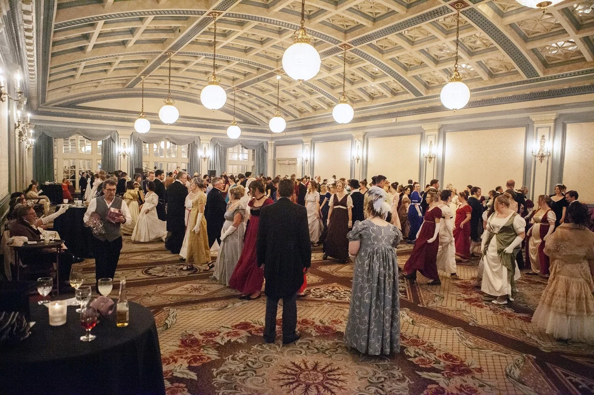 099_LeanneYerexCreative_RegencyBall_Event.jpg