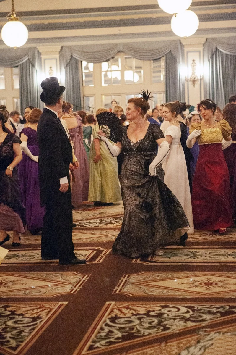 116_LeanneYerexCreative_RegencyBall_Event.jpg
