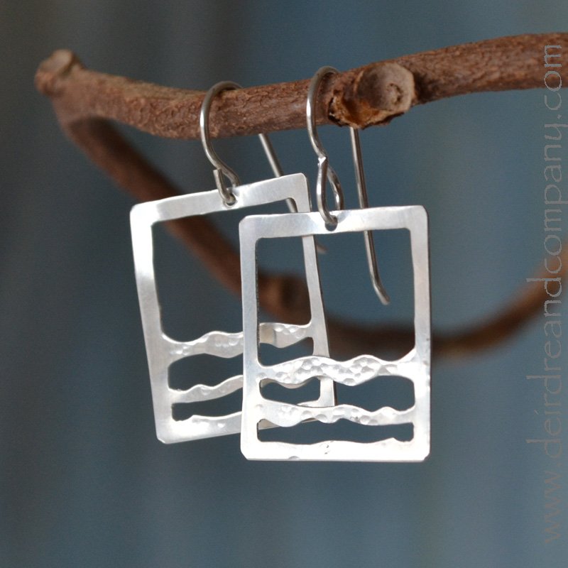 water-picture-earrings-blue-w.jpg