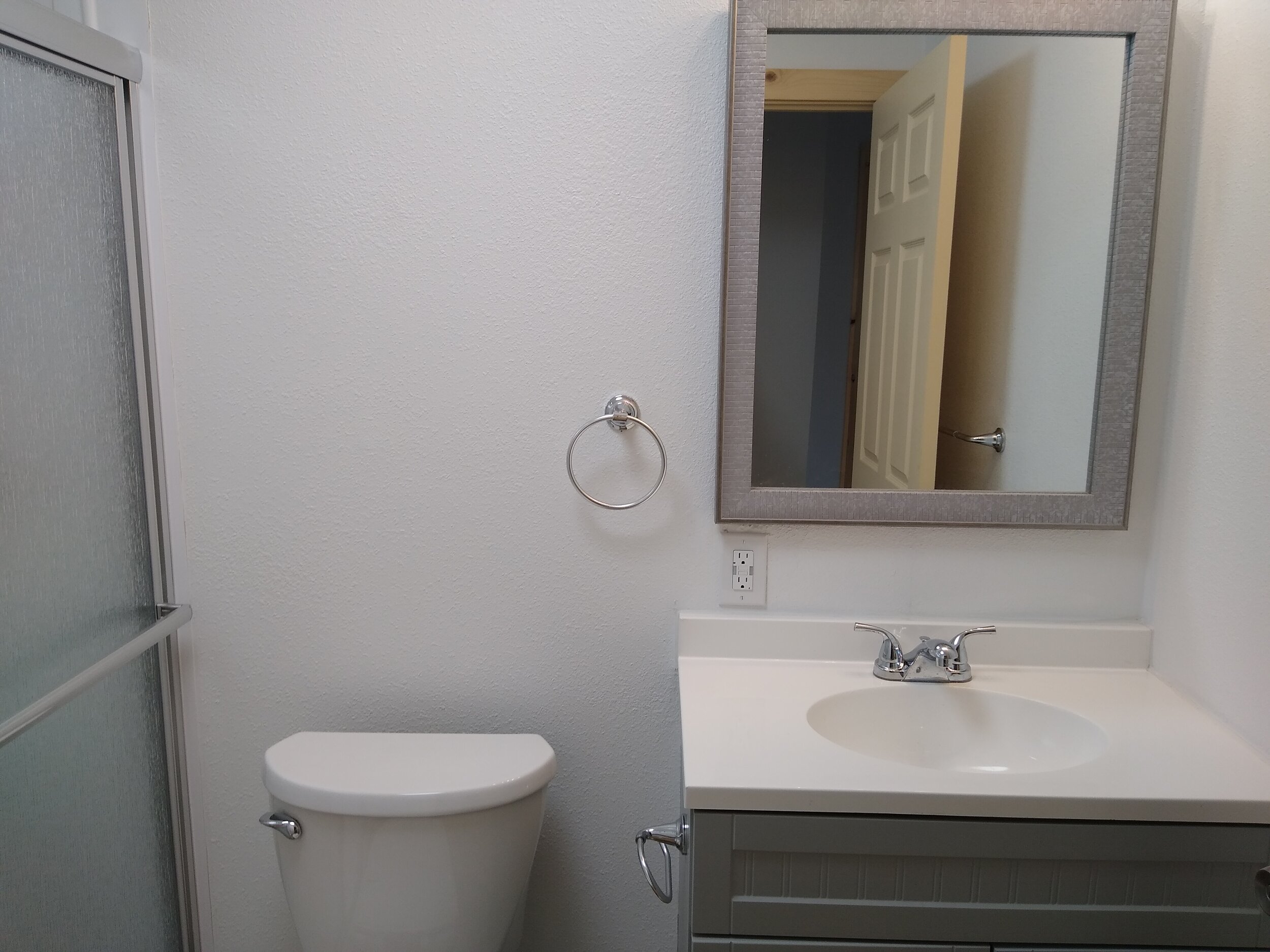331 mcclaine 1 bedroom (6).jpg