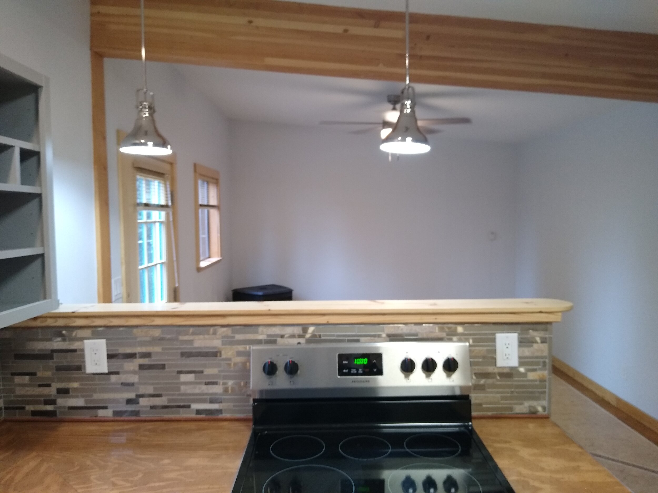 331 mcclaine 1 bedroom (8).jpg