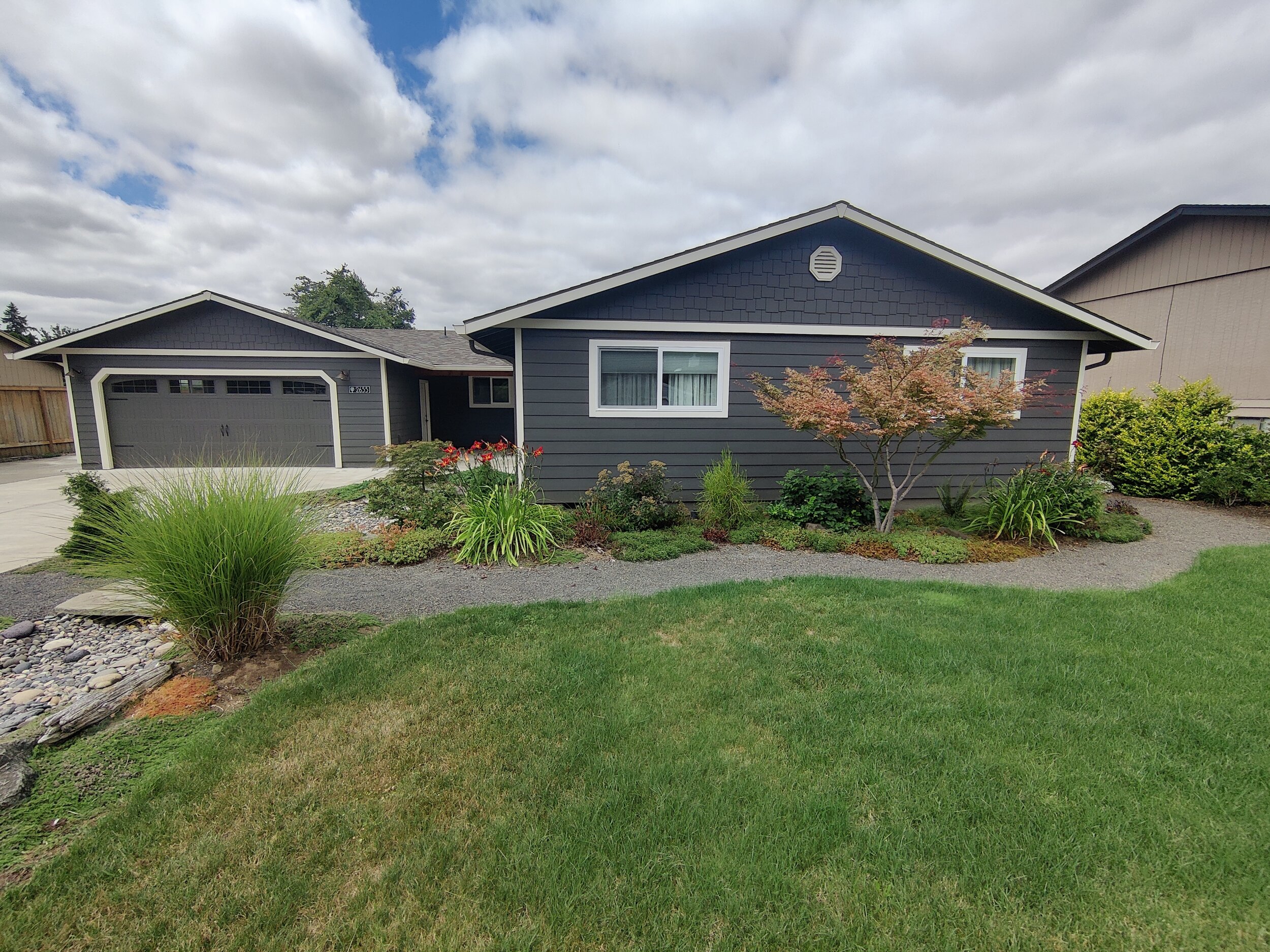 2655 n maple ct canby (8).jpg