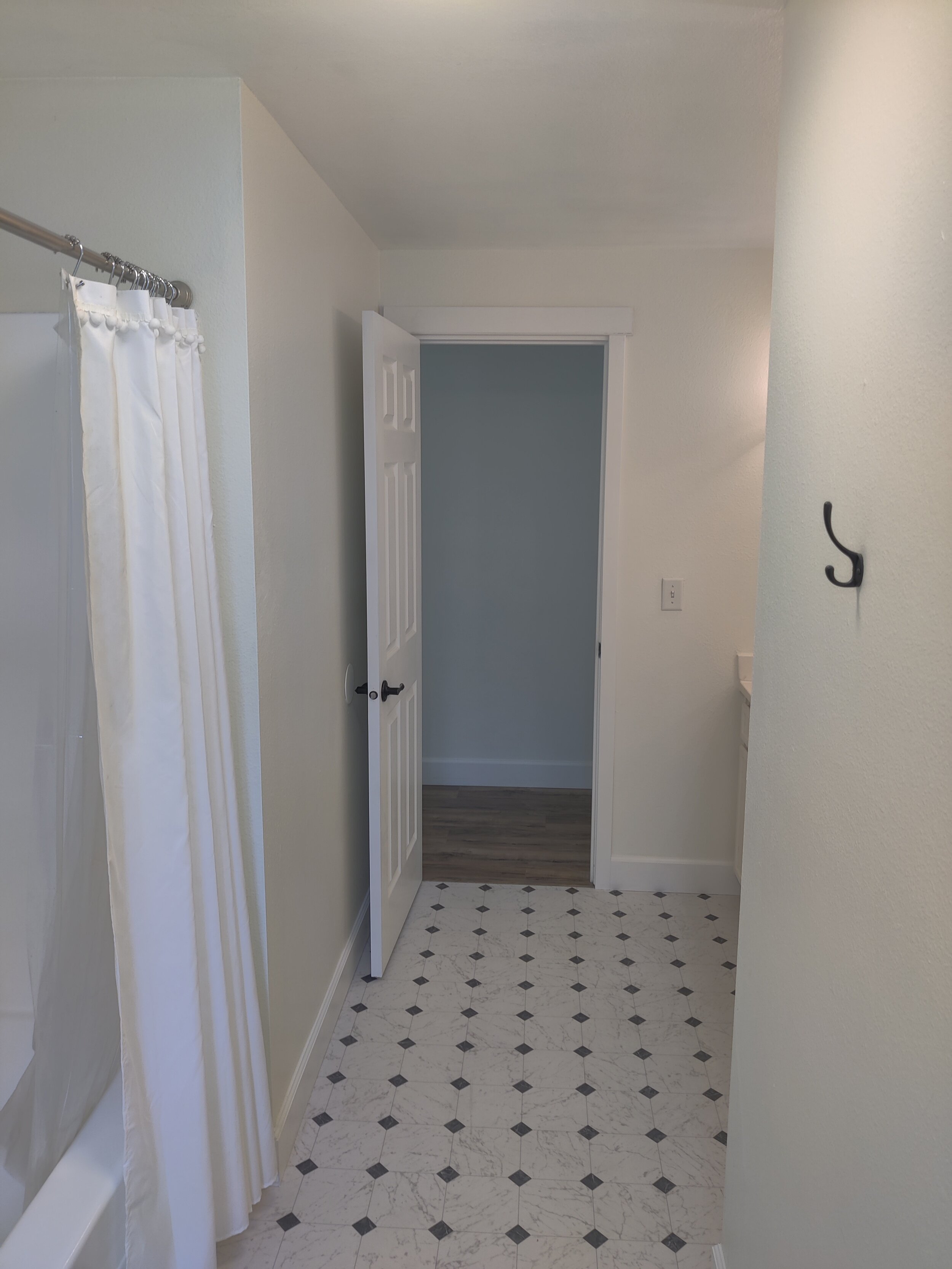 2655 n maple ct canby (11).jpg