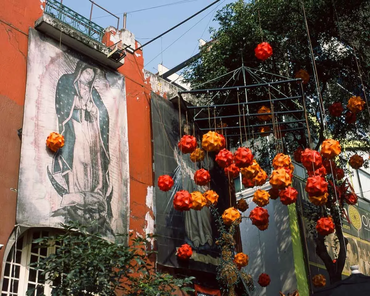 Mexico City, Xochimilco y Teotihuacan by Jesús Maza_040.jpg