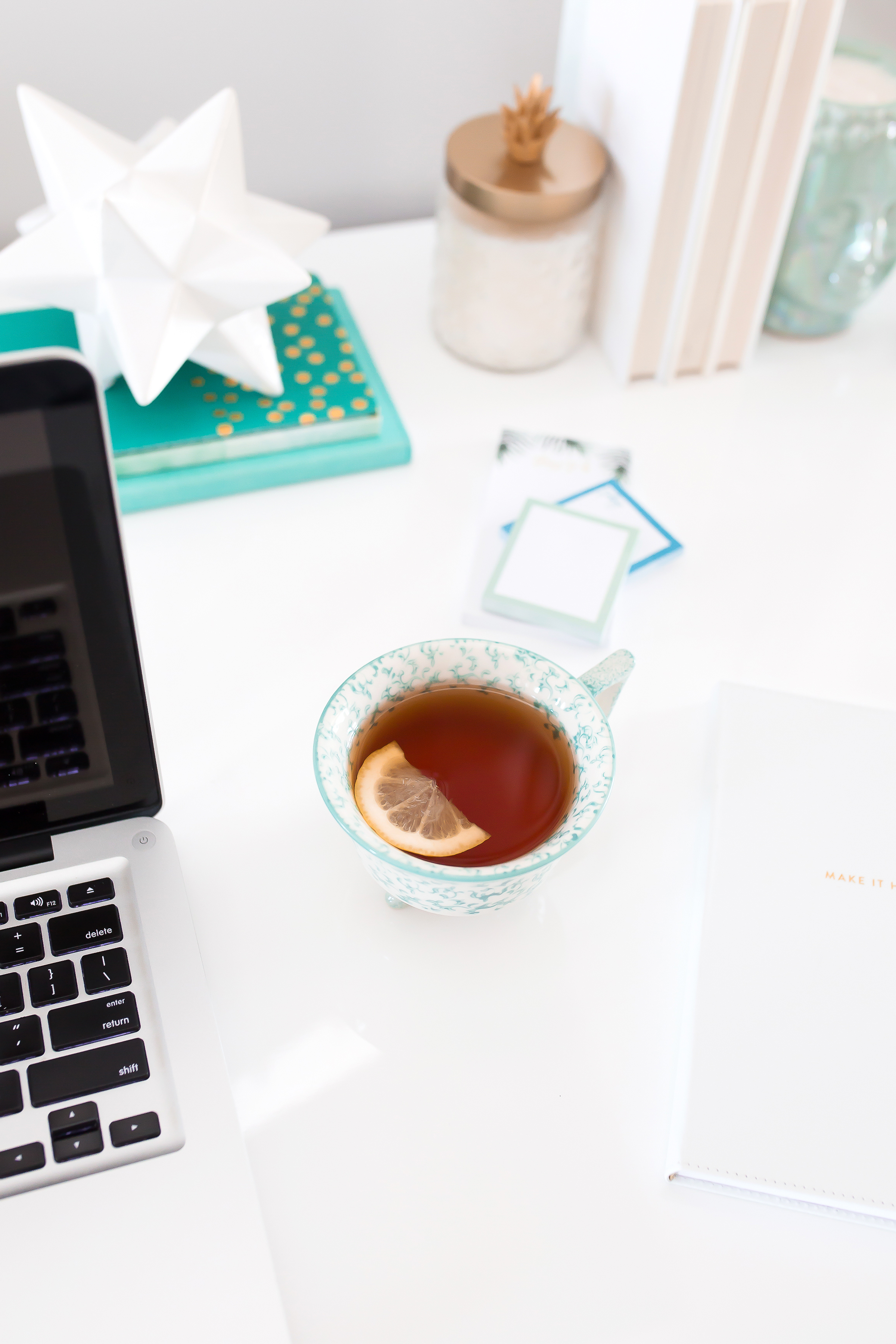 haute-stock-photography-healthy-boss-lady-final-6.jpg