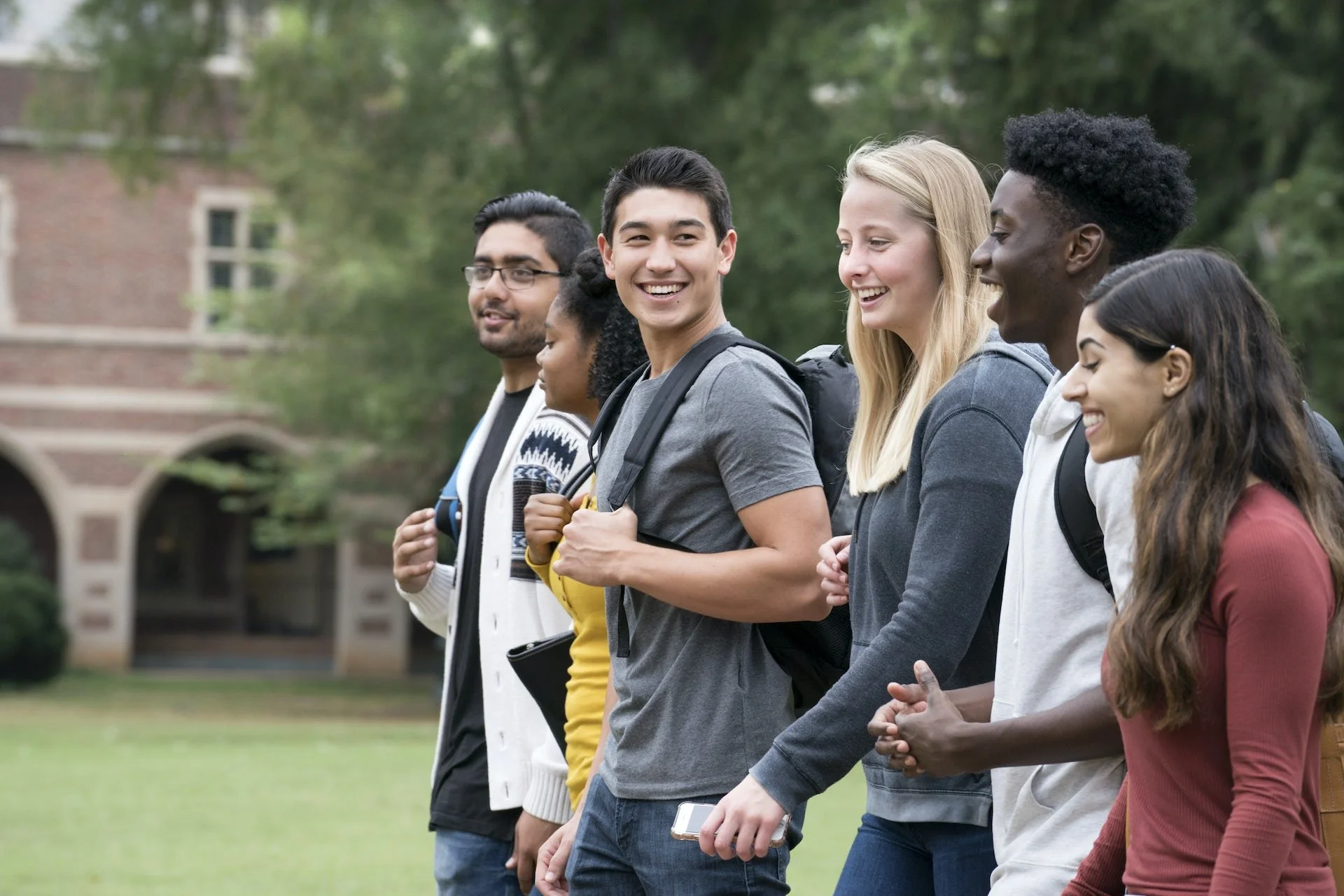       
  
        Understanding Anxiety in Teenagers: A Guide:    Anxiety is a common issue among teenagers today. It can affect their daily lives and development. Understanding anxiety in teens is crucial for parents and educators.  Teen anxiety can