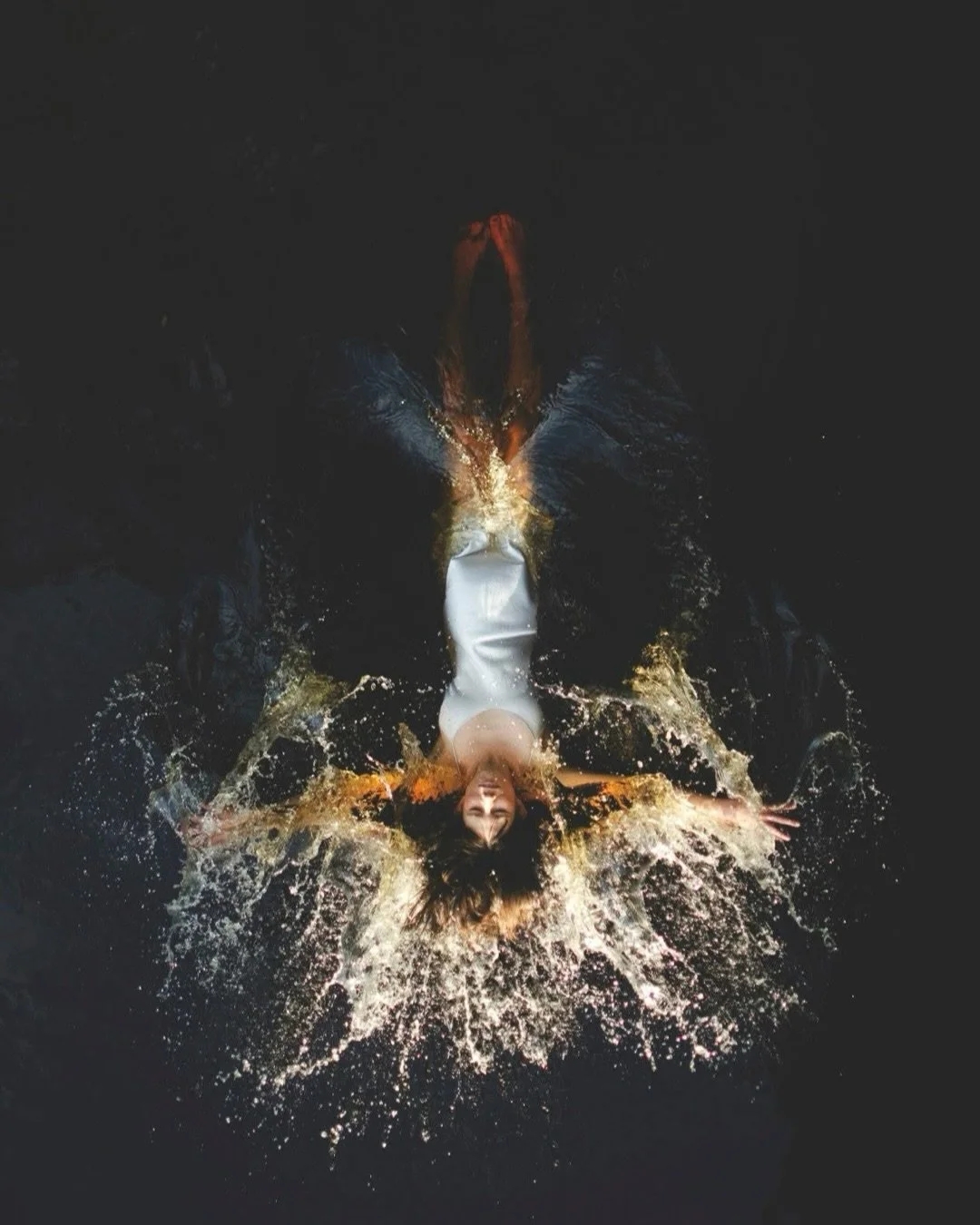 Following up on my last post with a little trip down memory lane. These are from the early days, before the weddings and the elopements, when it was just me, a camera, my friends and a lot of indie music 🤍