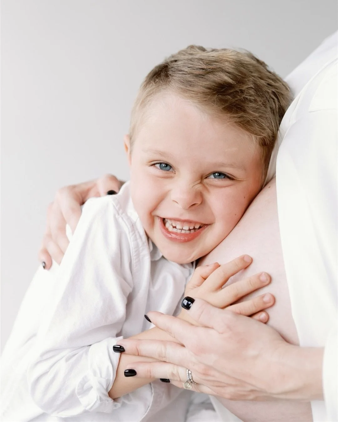 One of my favorite things about studio work is how it strips away all the noise. No props, no distractions, just a clean space to focus on what matters. Also a great way to avoid the Florida heat and humidity. 😉