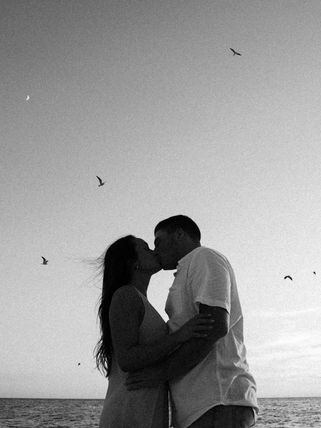 Savoring the connection and slowed down pace. Grainy beach moments, unhurried and real. 

&bull; #SarasotaWeddingPhotographer
&bull; #AMIPhotographer
&bull; #StPeteWeddingPhotographer
&bull; #AnnaMariaIsland
&bull; #documentaryweddingphotography