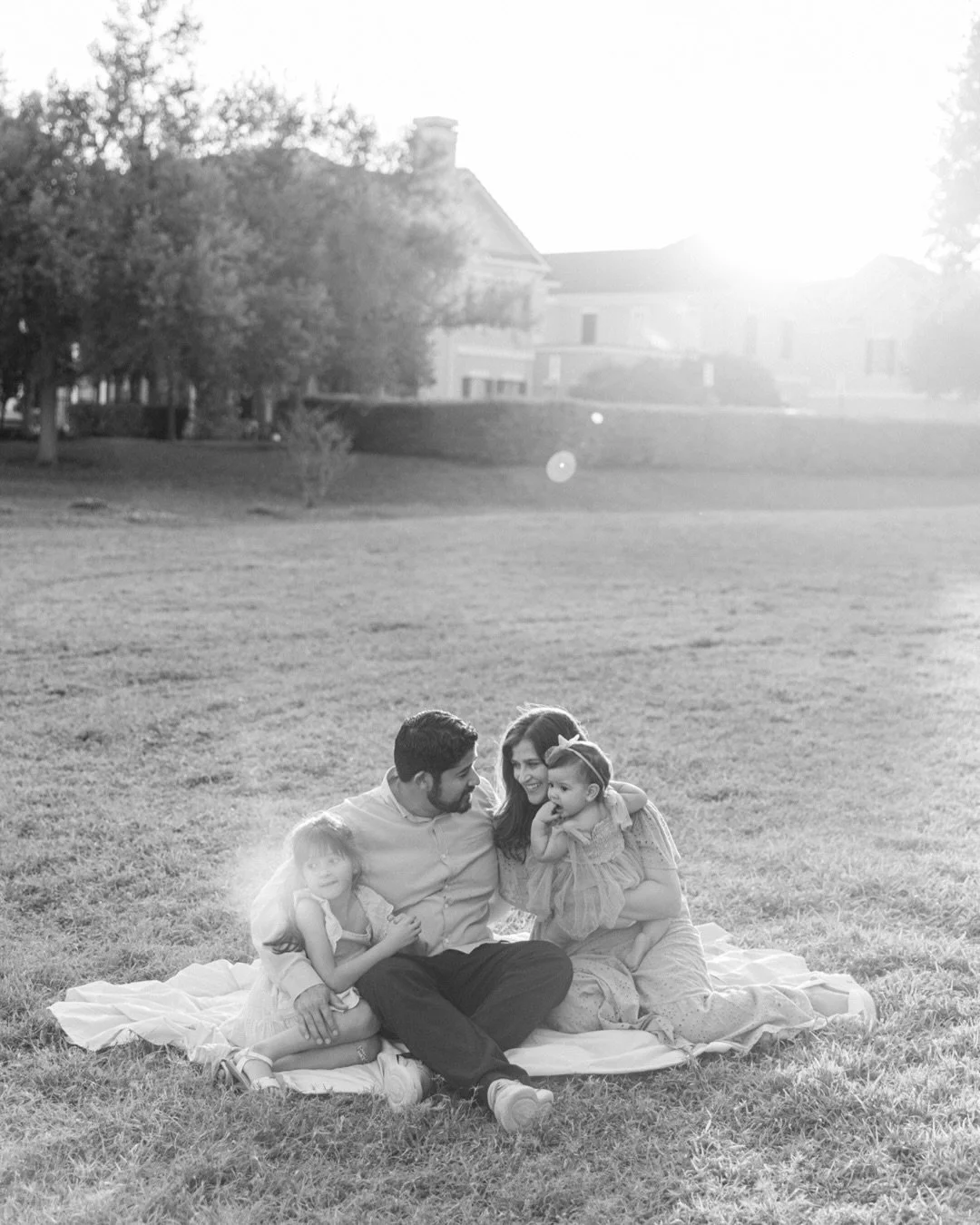One year later. 

Last time I saw this family, we were at the beach for their maternity session. A few weeks ago, I was back with them, but this time at their home to document this sweet girl&rsquo;s first birthday. Watching her crawl through her own