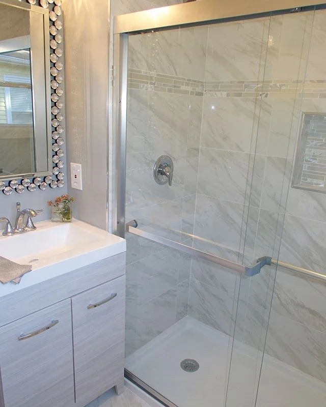Did you know? Unlike most Lakeview models on the market, #98troumaka features two bathrooms of EQUAL size with MATCHING spacious showers. No need to worry about a tiny en-suite in the master, like most others on the market
.
.
.
.
.
.
.
.
.
#98trouma