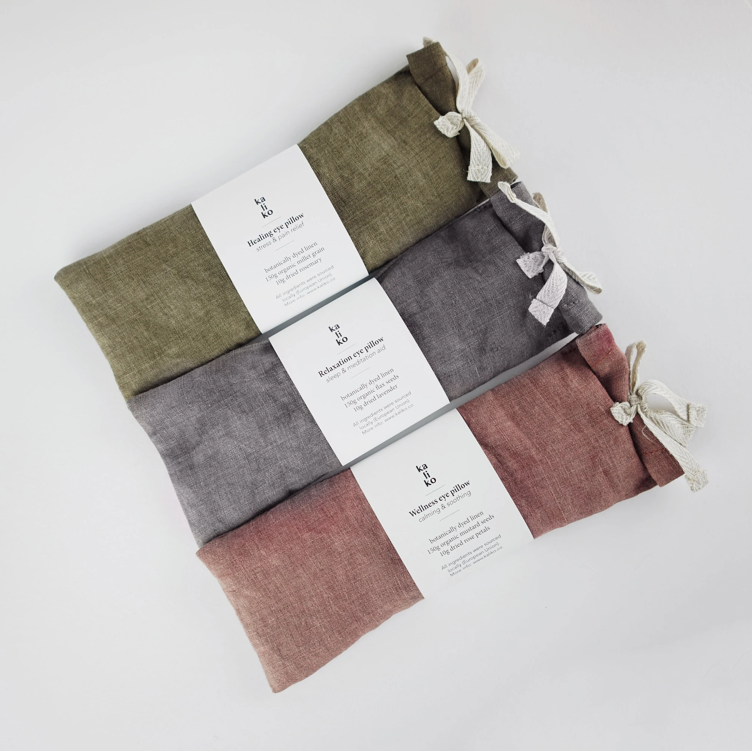 Botanical eye pillows // Aromatherapy gift // Plant dyed linen