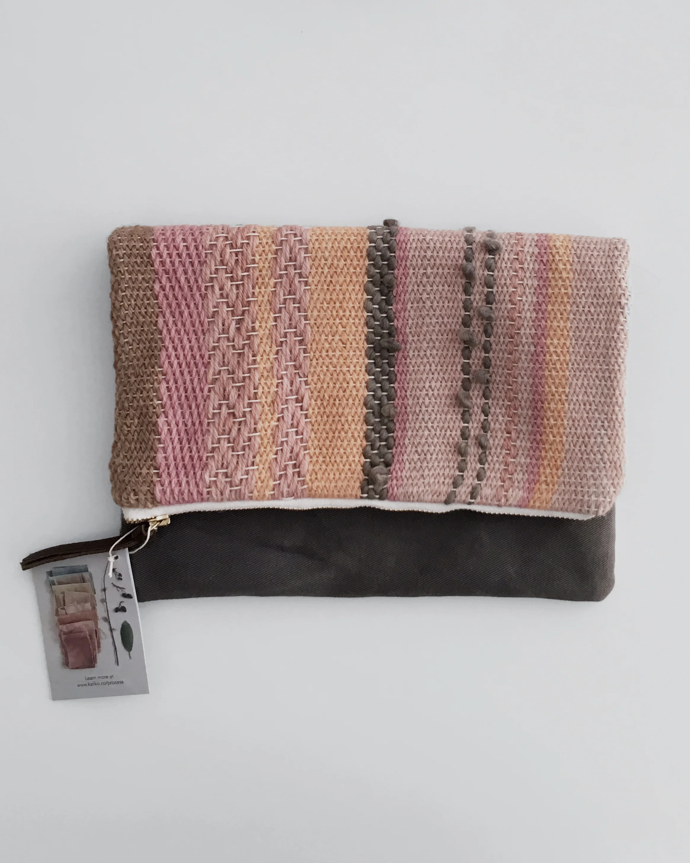 Handwoven clutch // Fold-over // Dyed with plants