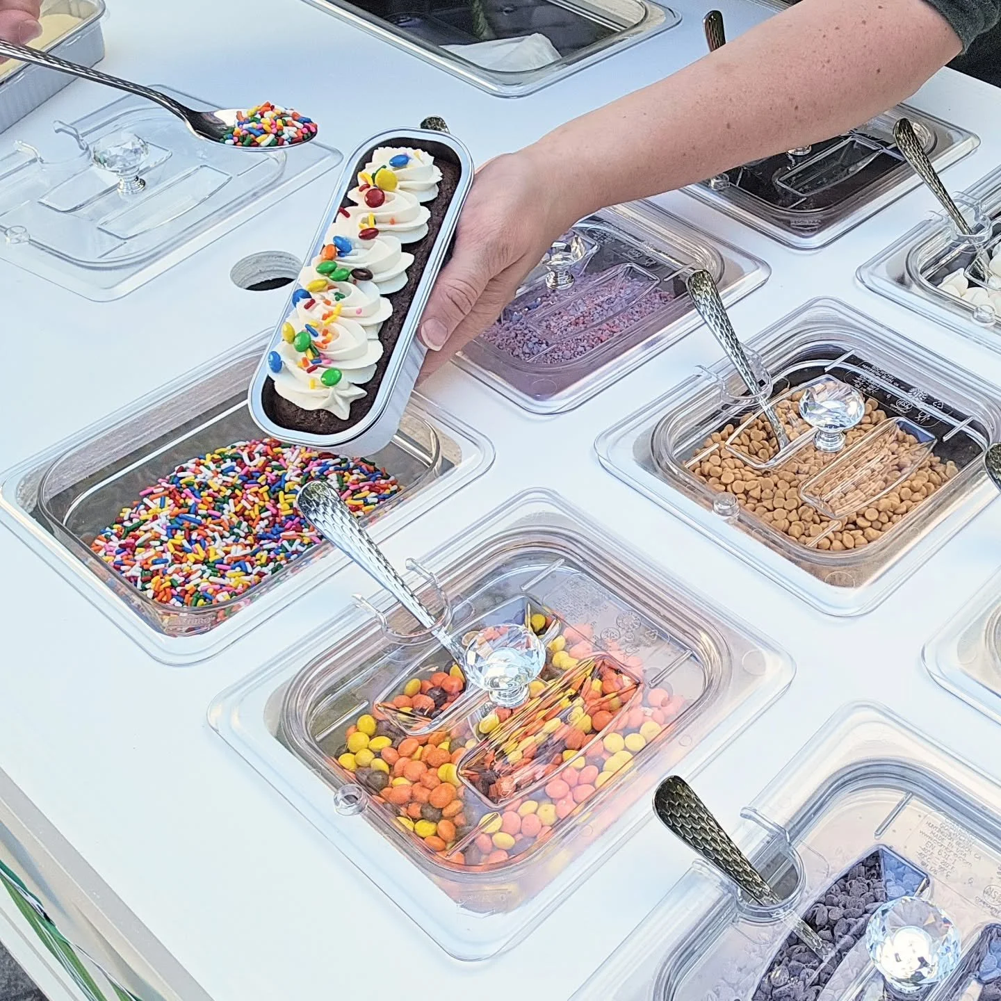 Soccer Saturday!  Long weekend at the Cape full of games, family time & friends. Let's go FC Stars!!!
From the first whistle to the final score — every team deserves a sweet finish! ⚽️ Sweet Mazie’s a la Cart is cheering on all our l