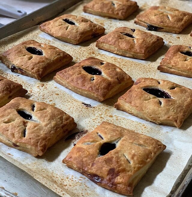 Adding these #pretty #little #handpies to our #onlinestore They are also #available to our #local #wholesale #customers These are #blueberry but we also have #apple available.  #shoplocal #artisanpastry #bakerylife #bakerywife #sweettreat #pie #there