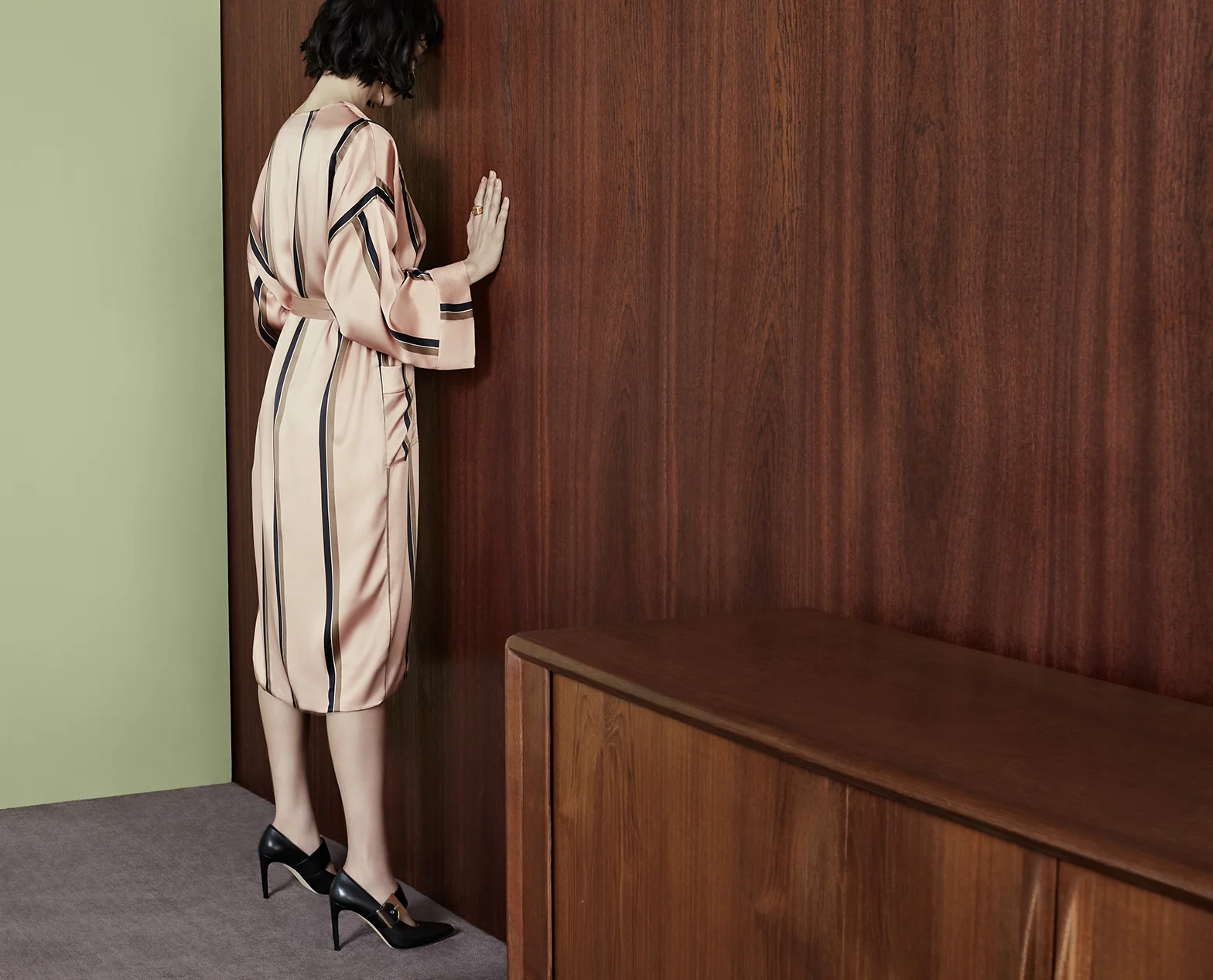 LOOK_16_077_crop.jpg
