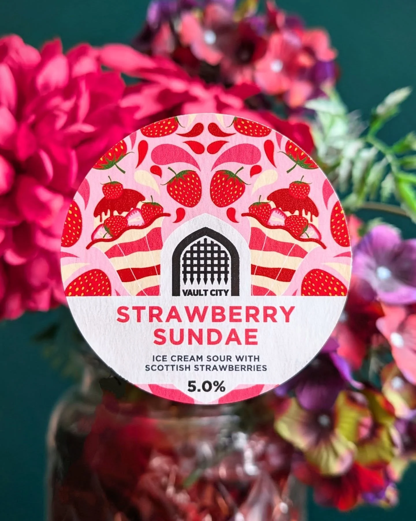 Not only some great photos (😉), but great beer too.
-

Supplying you with a gorgeous #sourbeer from @vaultcitybrewing - a powerful #ipa by @neptunebrewery - the enigmatic Rolling Papers from @bullhousebrewco - a refreshing cask #paleale by @pentrich