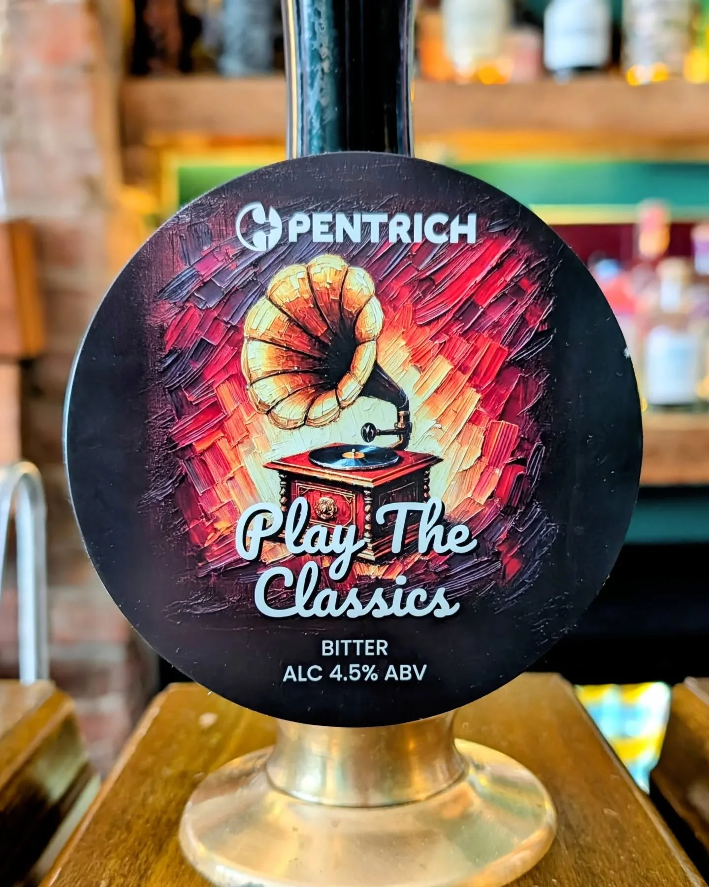 2 new casks join the Titanic Cherry Porter.
4.5% is the perfect percent.

#bitter #paleale #caskale