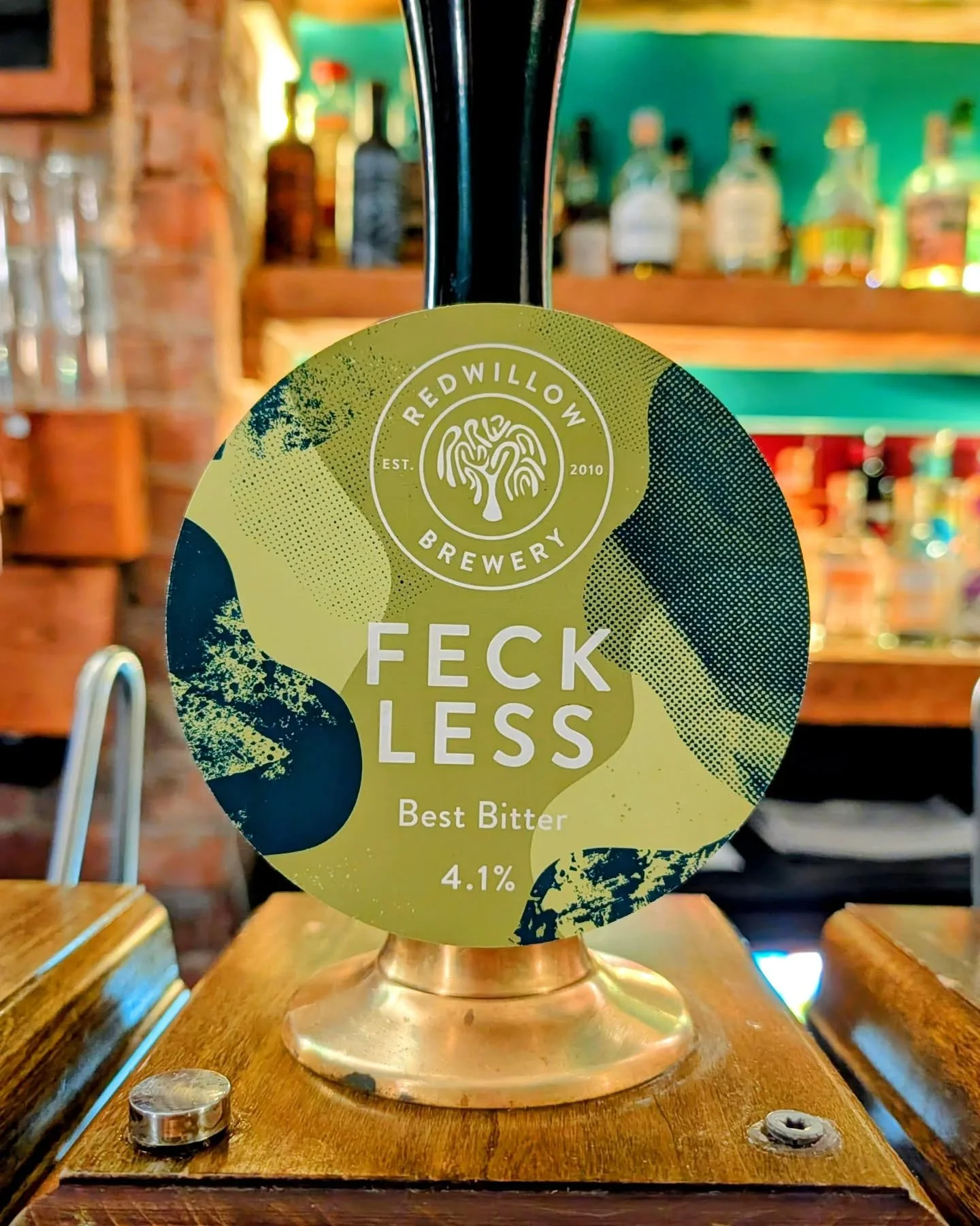 Cask news, we have new casks on! Look at them, admirable beasts. FeckLess bitter. Leghorn pale. Last Porter Call porter.

#bitter #paleale #porterbeer