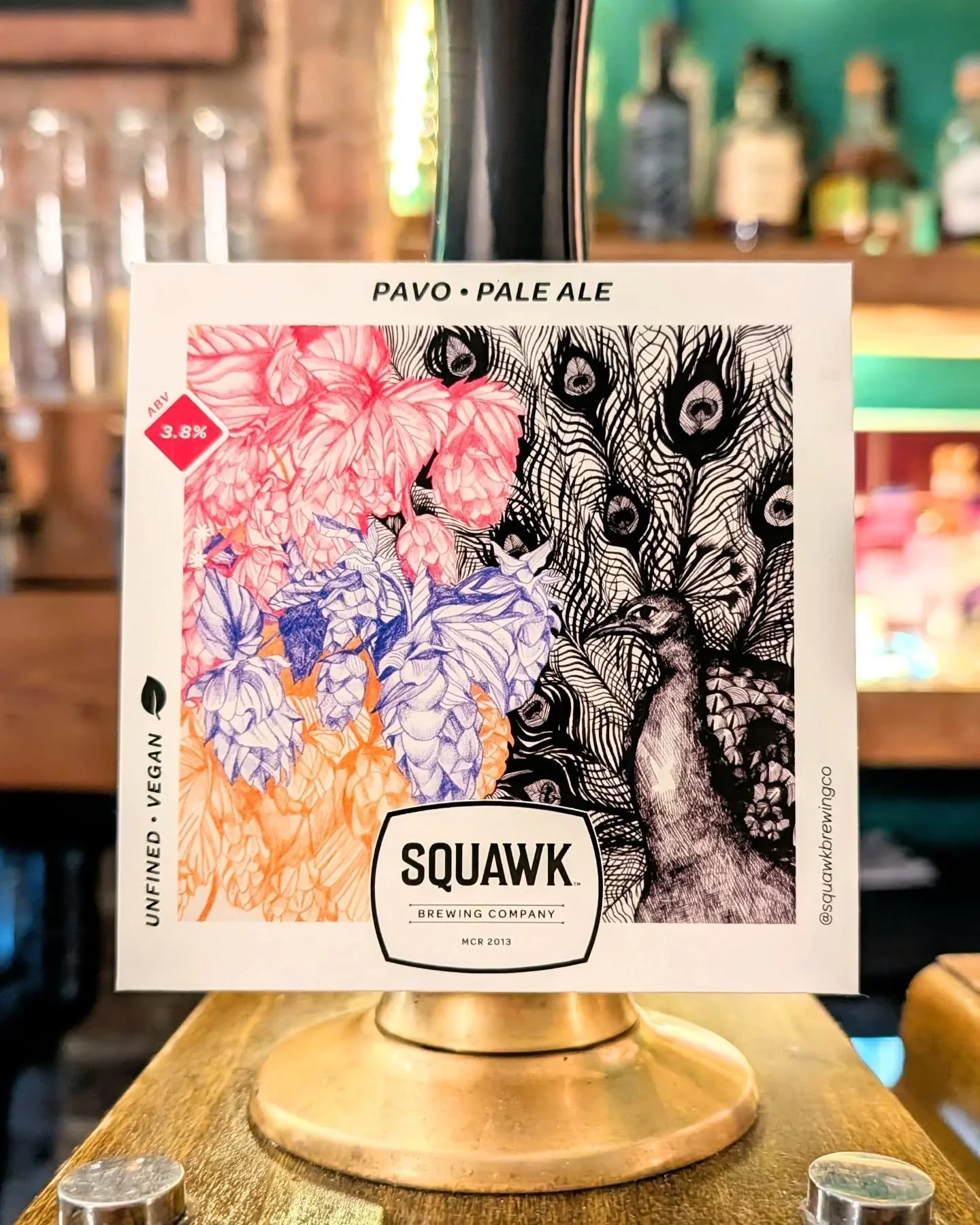 The three musketeers. Bird 🐦&zwj;⬛, horse 🐎, **abstract** 🎨. 

#paleale #amberale #stout