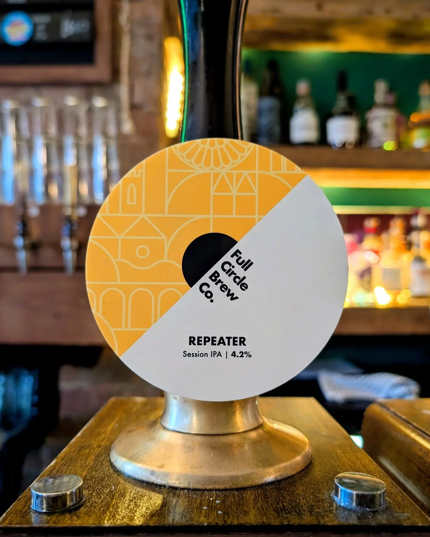 &sup1;Pale &sup2;Bitter
The maths is saying that it tastes good, can't argue with that.

#caskale #paleale #bitter