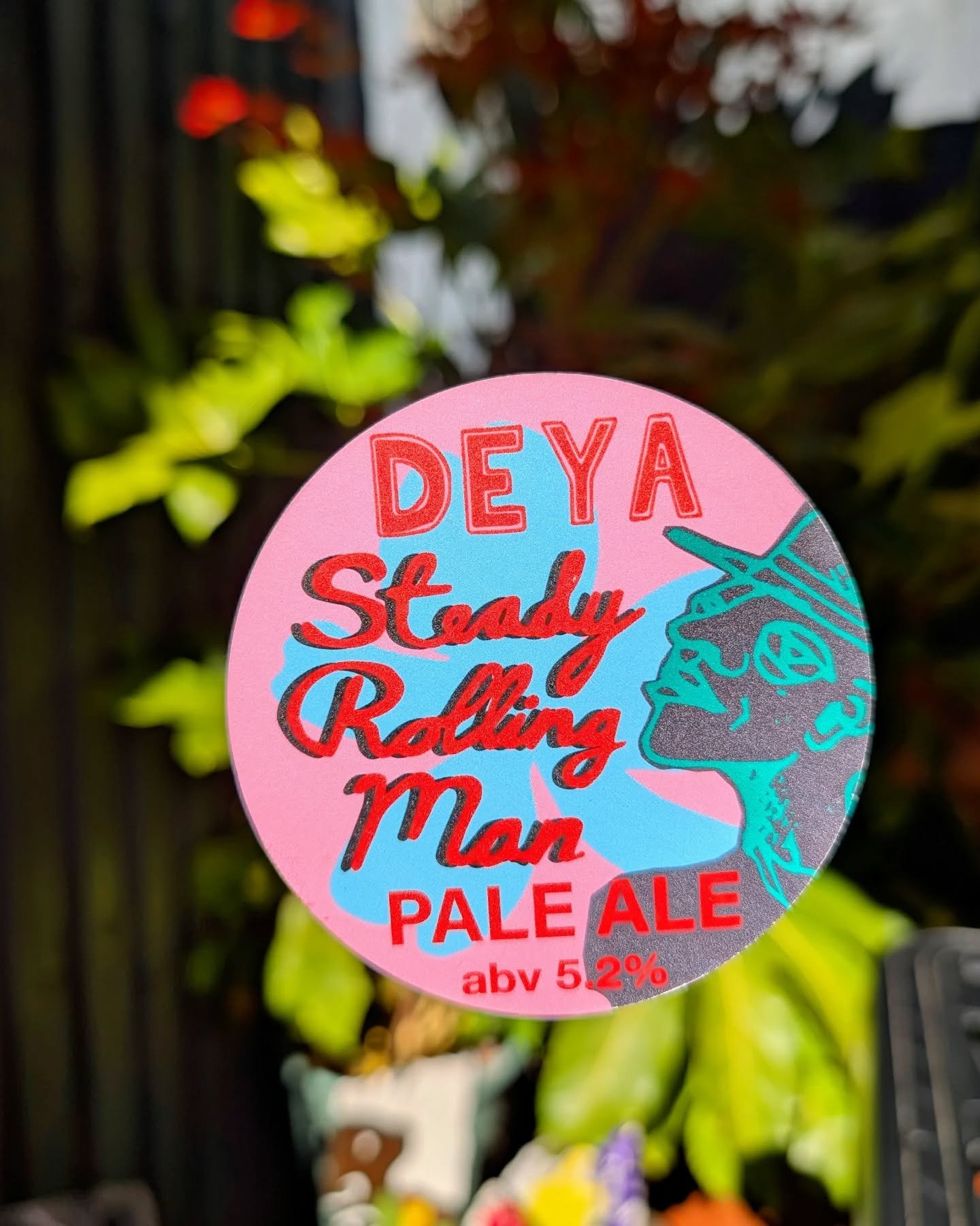 Warm your soul in the sun with a fresh cold pale in your hand.

Our beer garden is still catching the rays and will be tomorrow too.

Wear your suncream.

#paleale #sevenbrothers #deyabrewery