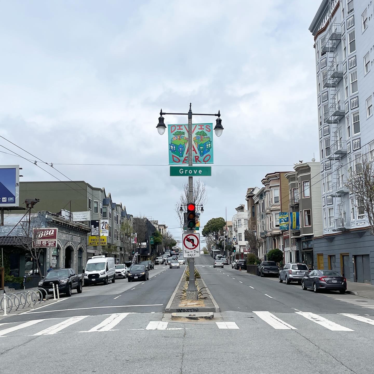 The banners I designed for the Divisadero Merchants Association are up! The drawing has Alamo Square on the left and The Panhandle on the right. It shows Divisadero as a crossroads not a dividing line. Thanks so much @divisadero.merchants for the opp