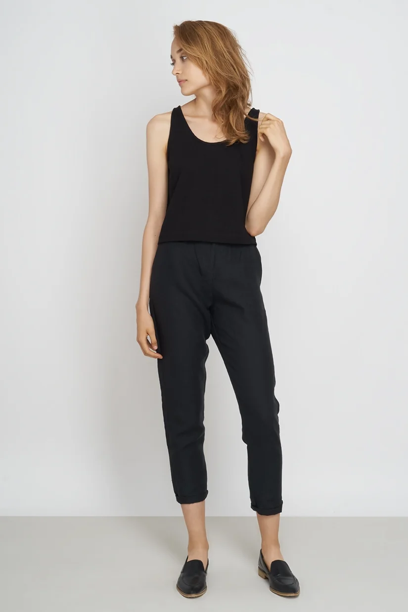 JF_SS18_Lookbook_Chana_Top_black_Macondo_Trousers_black_1.jpg